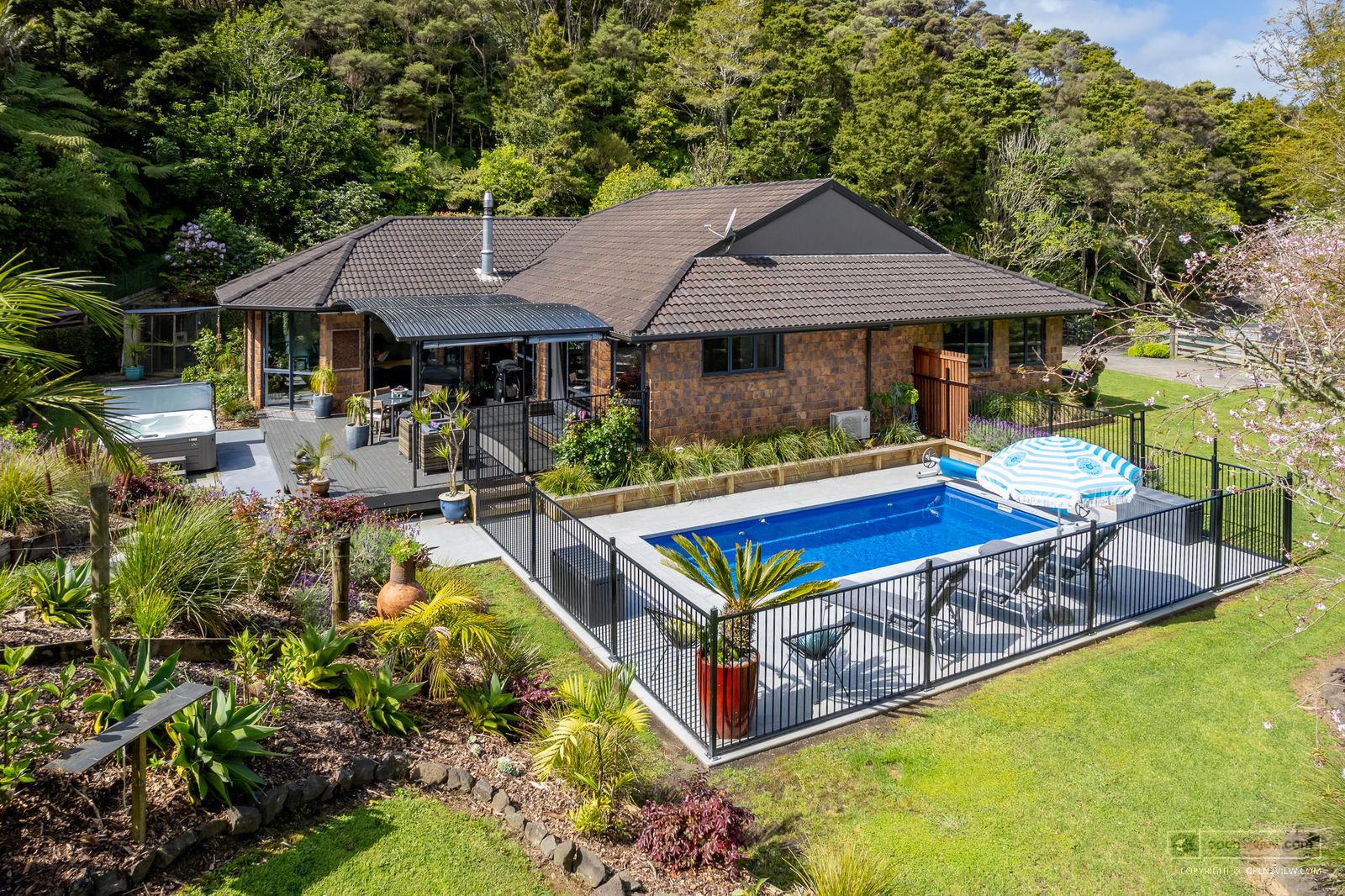 Featured image of 81 Taylor Road, Auckland