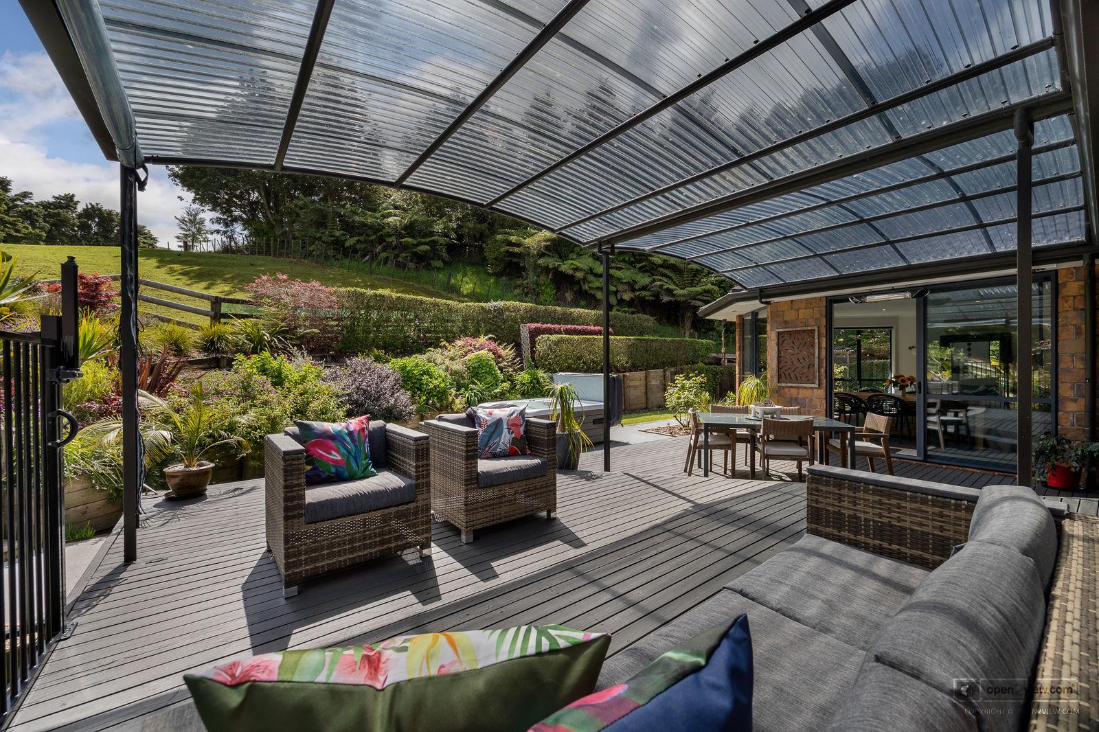 Slider image of 81 Taylor Road, Auckland