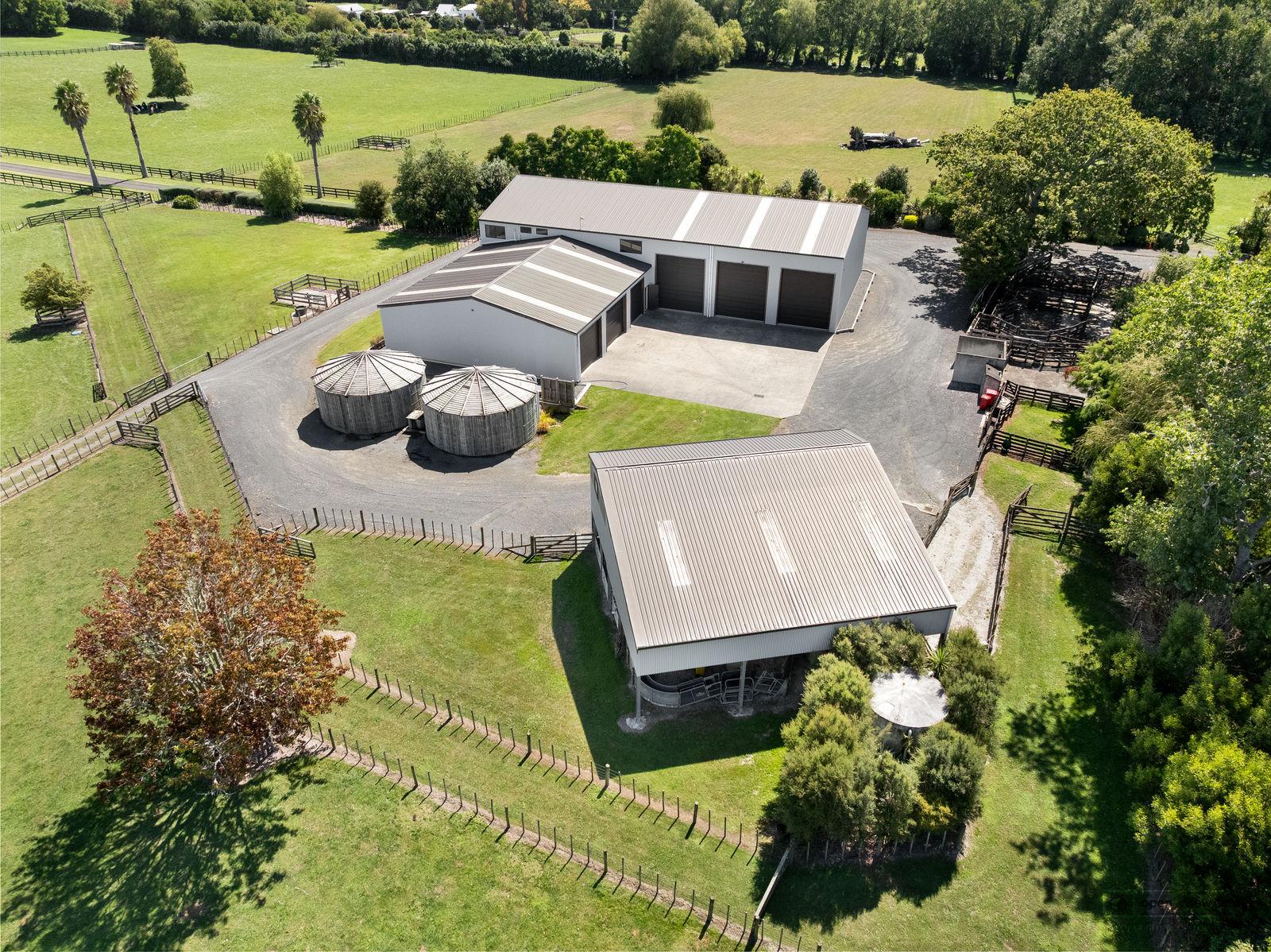 Slider image of 945 Kahikatea Flat Road, Auckland