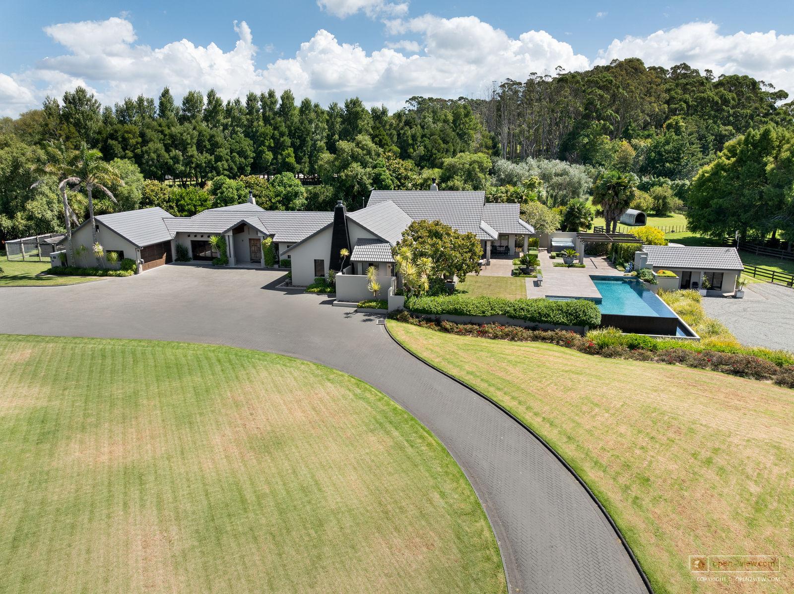 Slider image of 945 Kahikatea Flat Road, Auckland