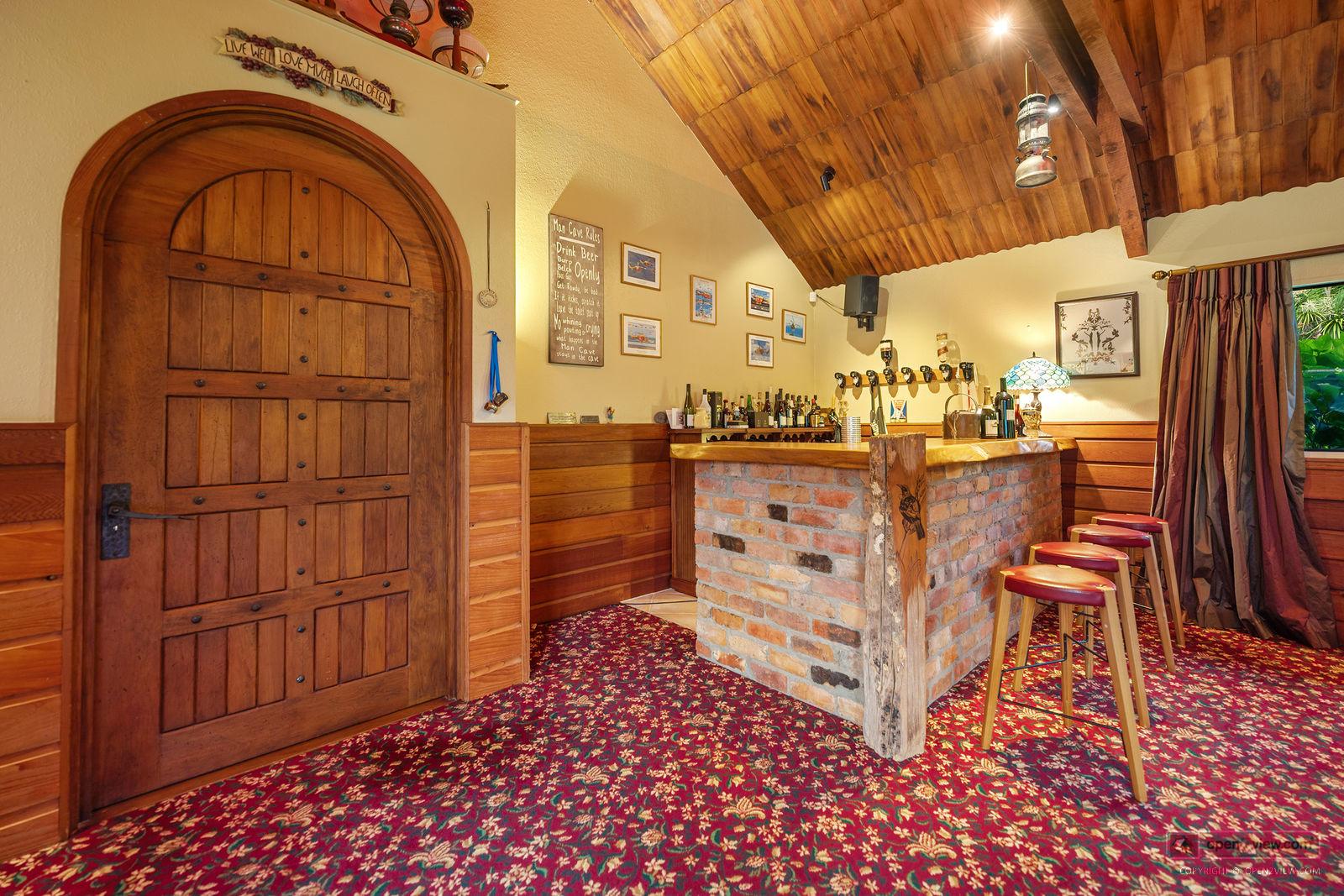 Slider image of 945 Kahikatea Flat Road, Auckland