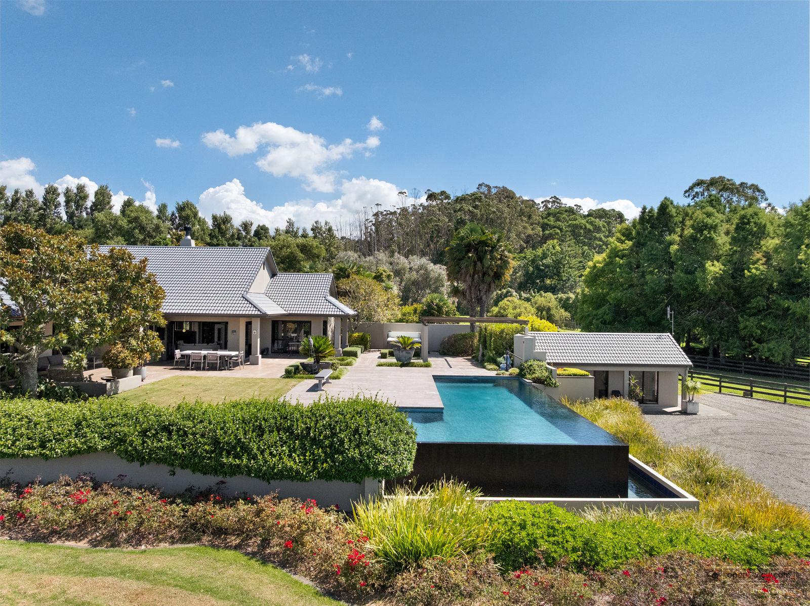 Slider image of 945 Kahikatea Flat Road, Auckland