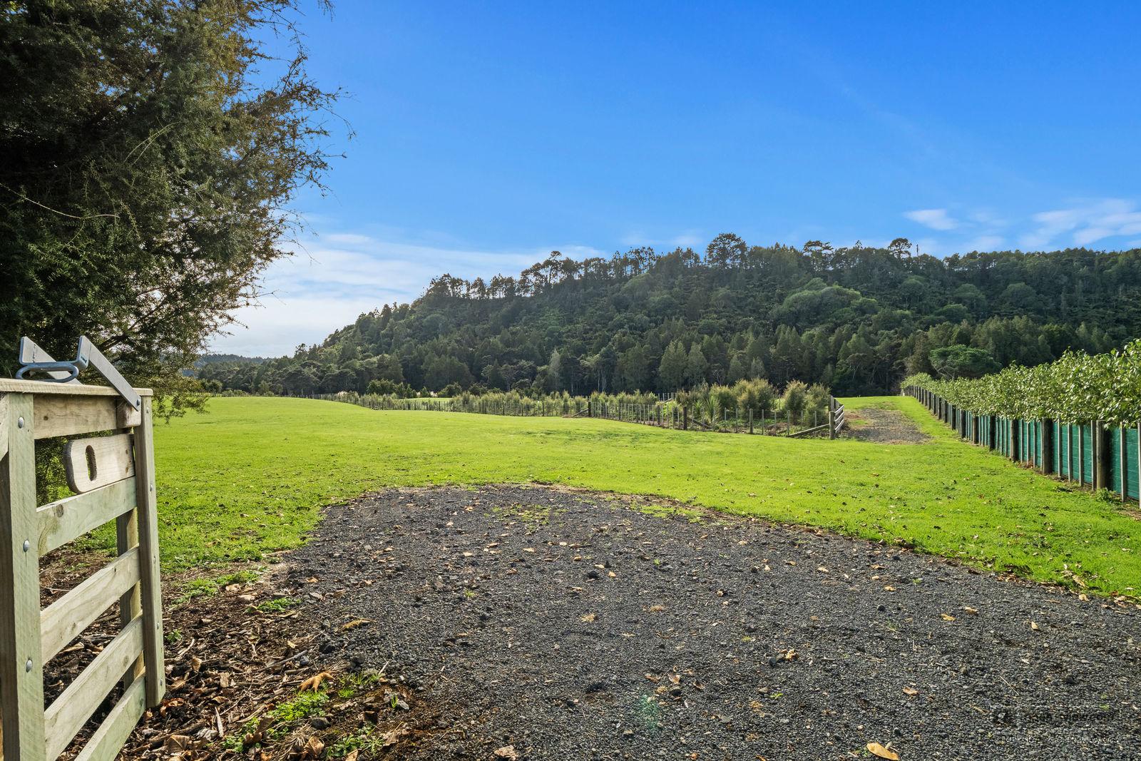 Slider image of 30 Sunnyside Road, Auckland