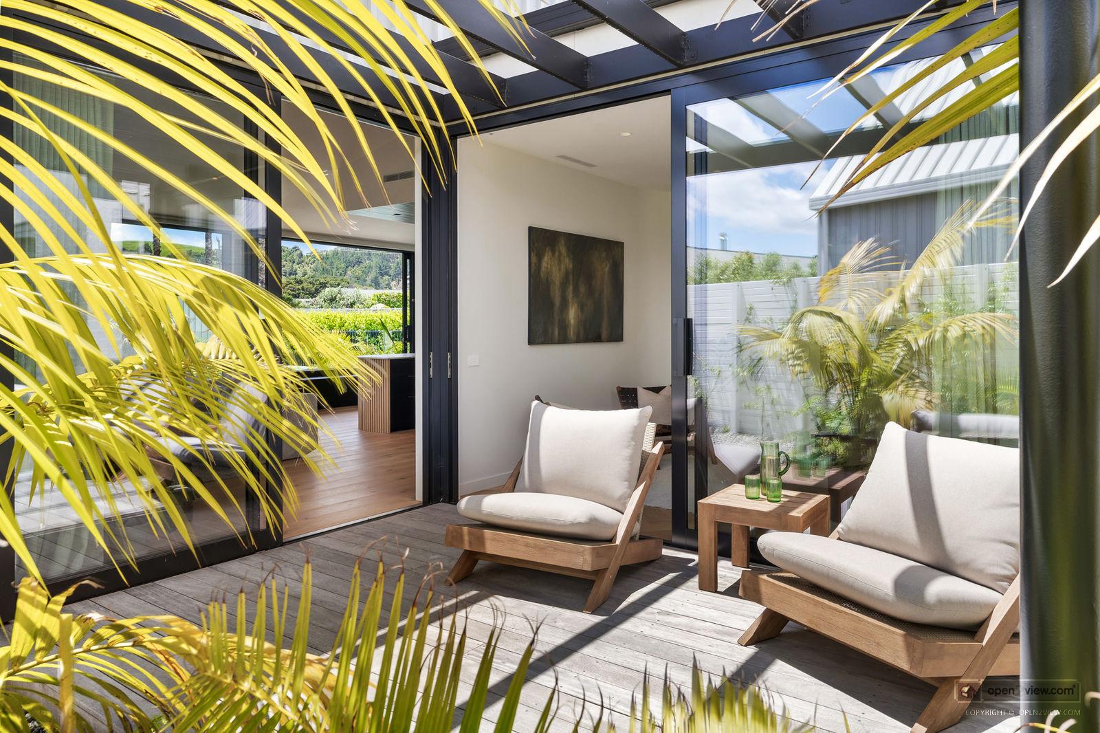 Slider image of 22 Torea Road, Auckland