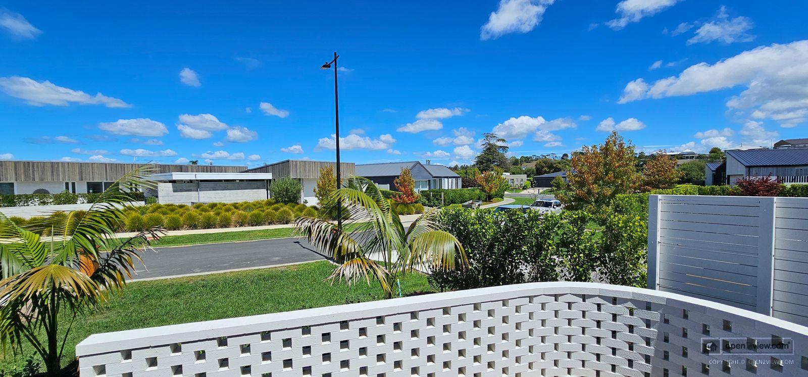 Slider image of 22 Torea Road, Auckland