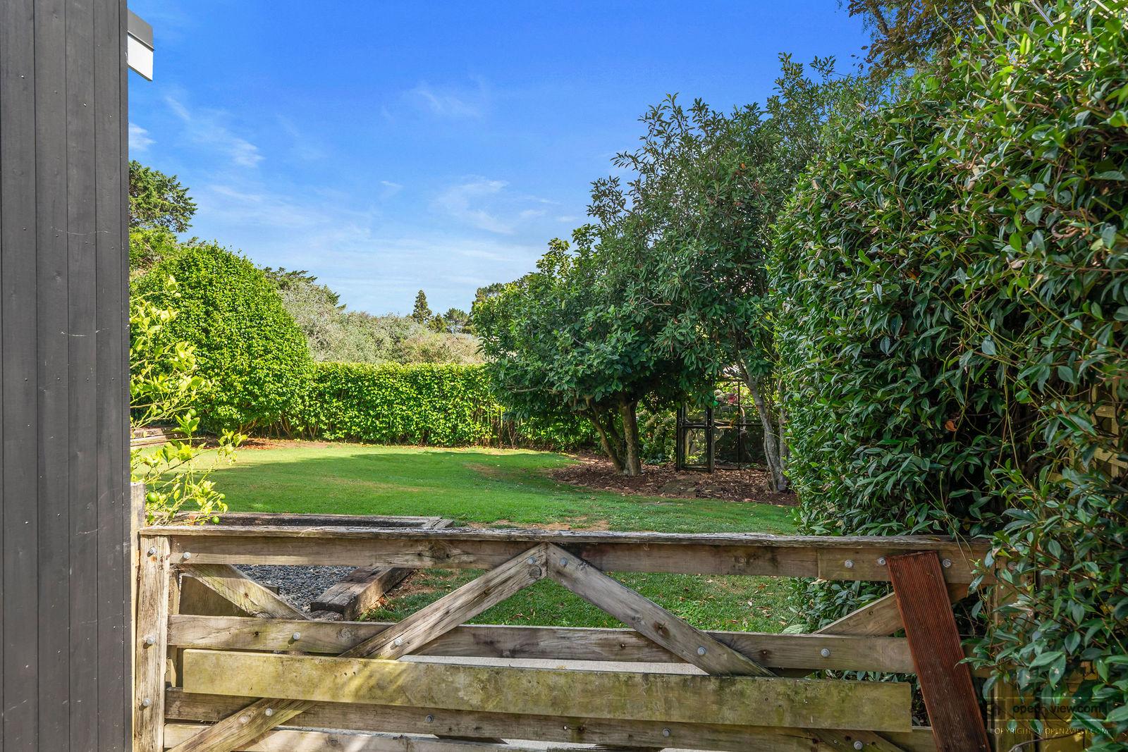 Slider image of 47 Koraha Road, Auckland