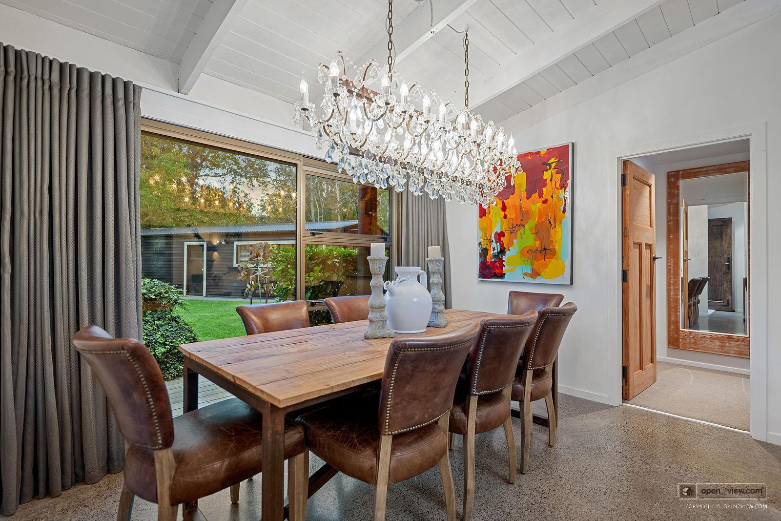 Slider image of 36 Robinson Road, Auckland