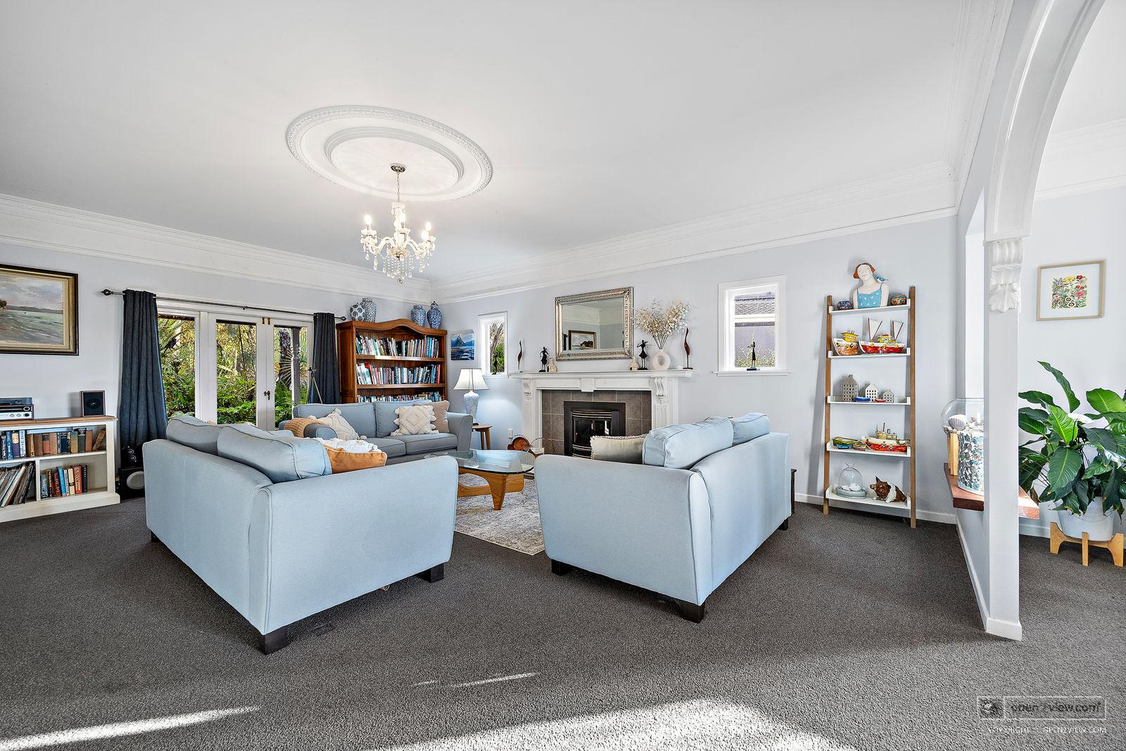 Slider image of 1410 Old North Road, Auckland