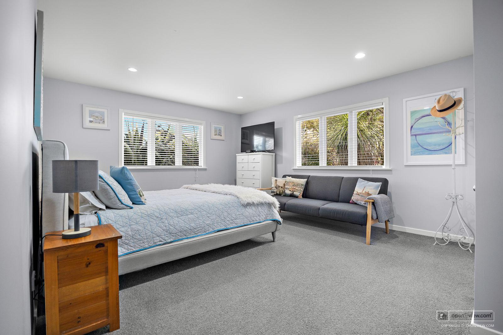 Slider image of 1410 Old North Road, Auckland