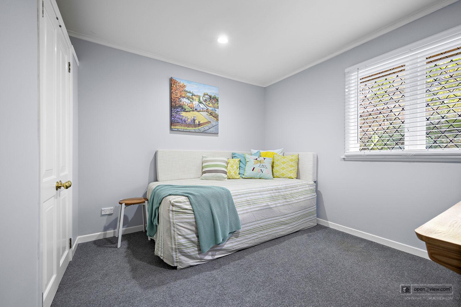 Slider image of 1410 Old North Road, Auckland