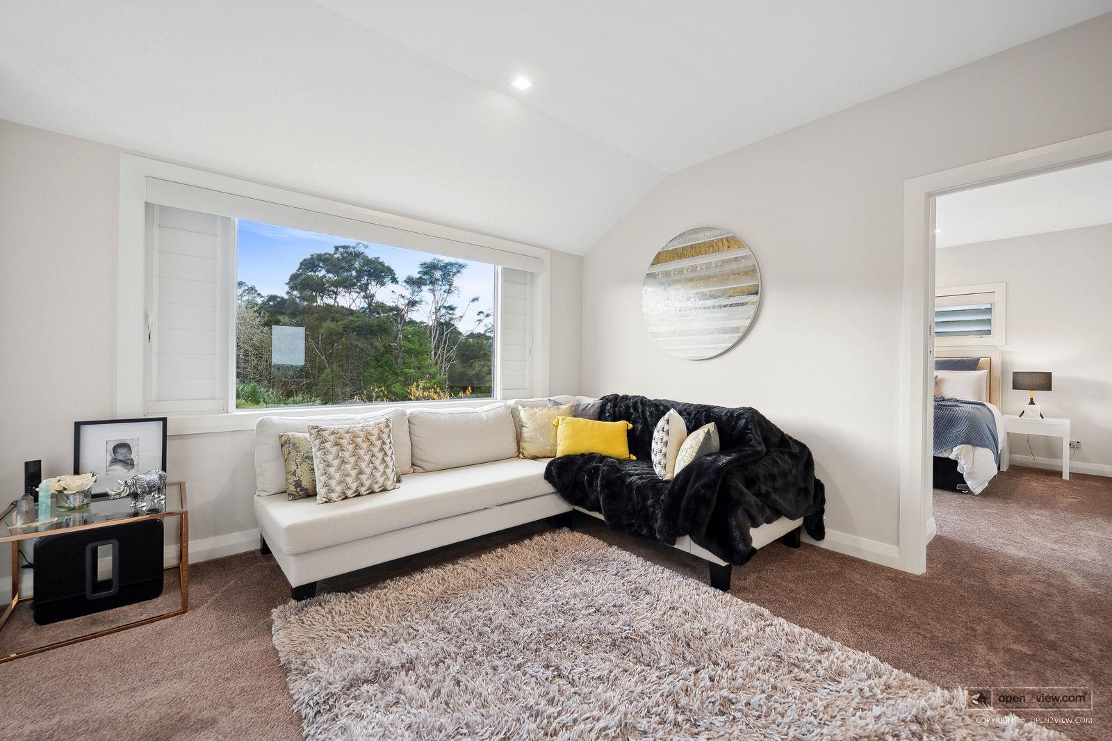 Slider image of 20 Stevensons Crescent, Auckland