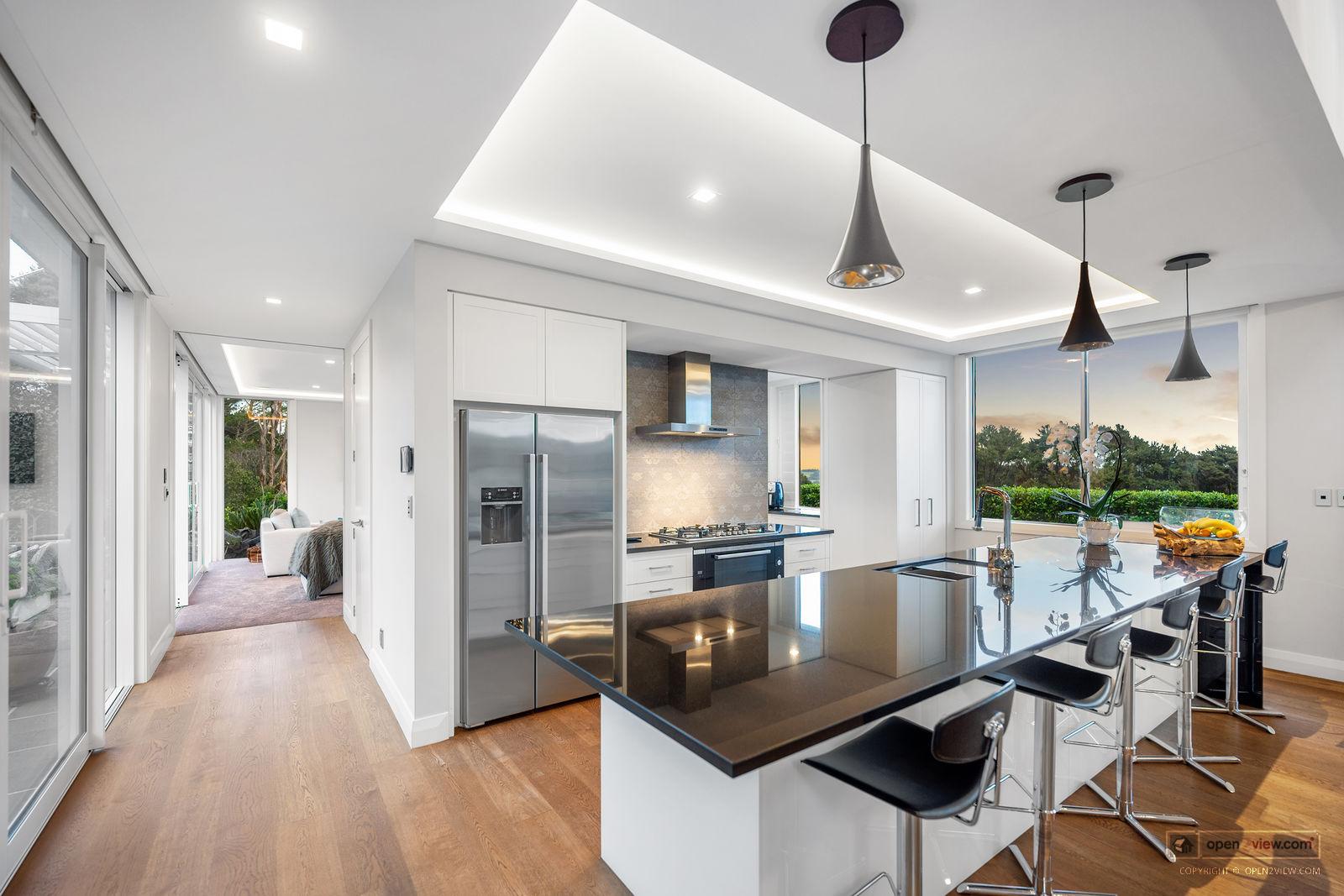 Slider image of 20 Stevensons Crescent, Auckland