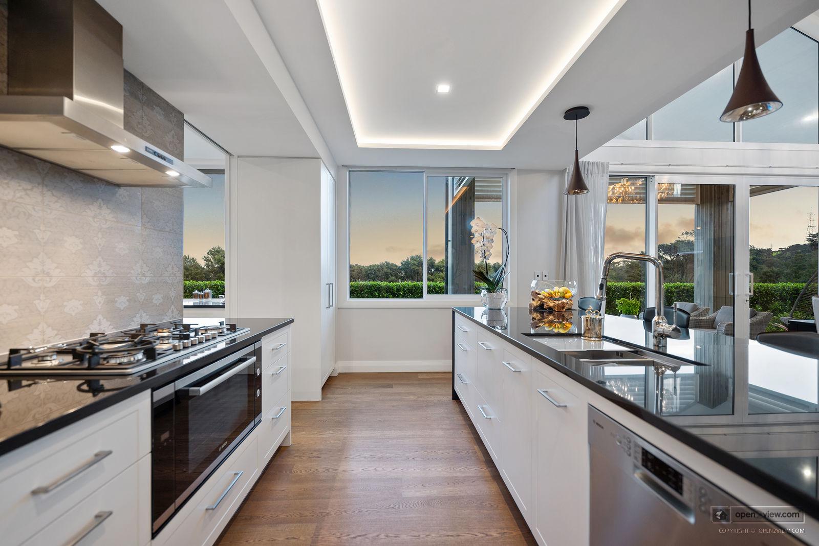 Slider image of 20 Stevensons Crescent, Auckland