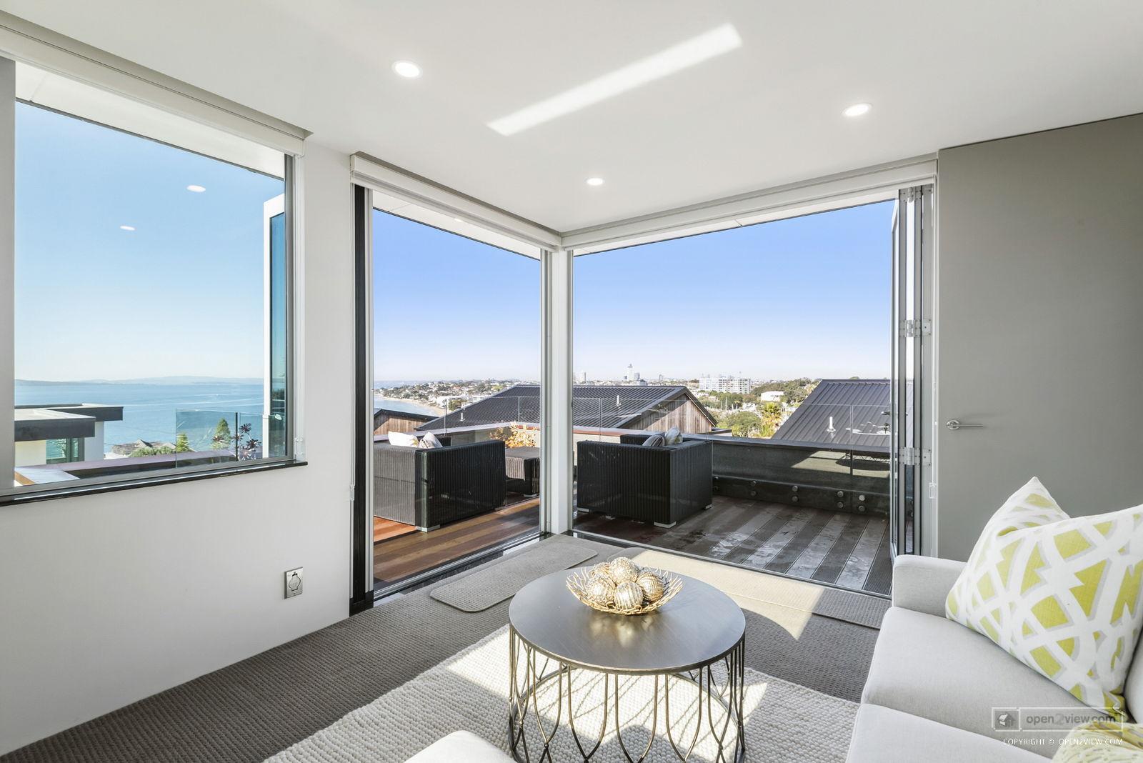 Slider image of A/22 Beach Road, Auckland