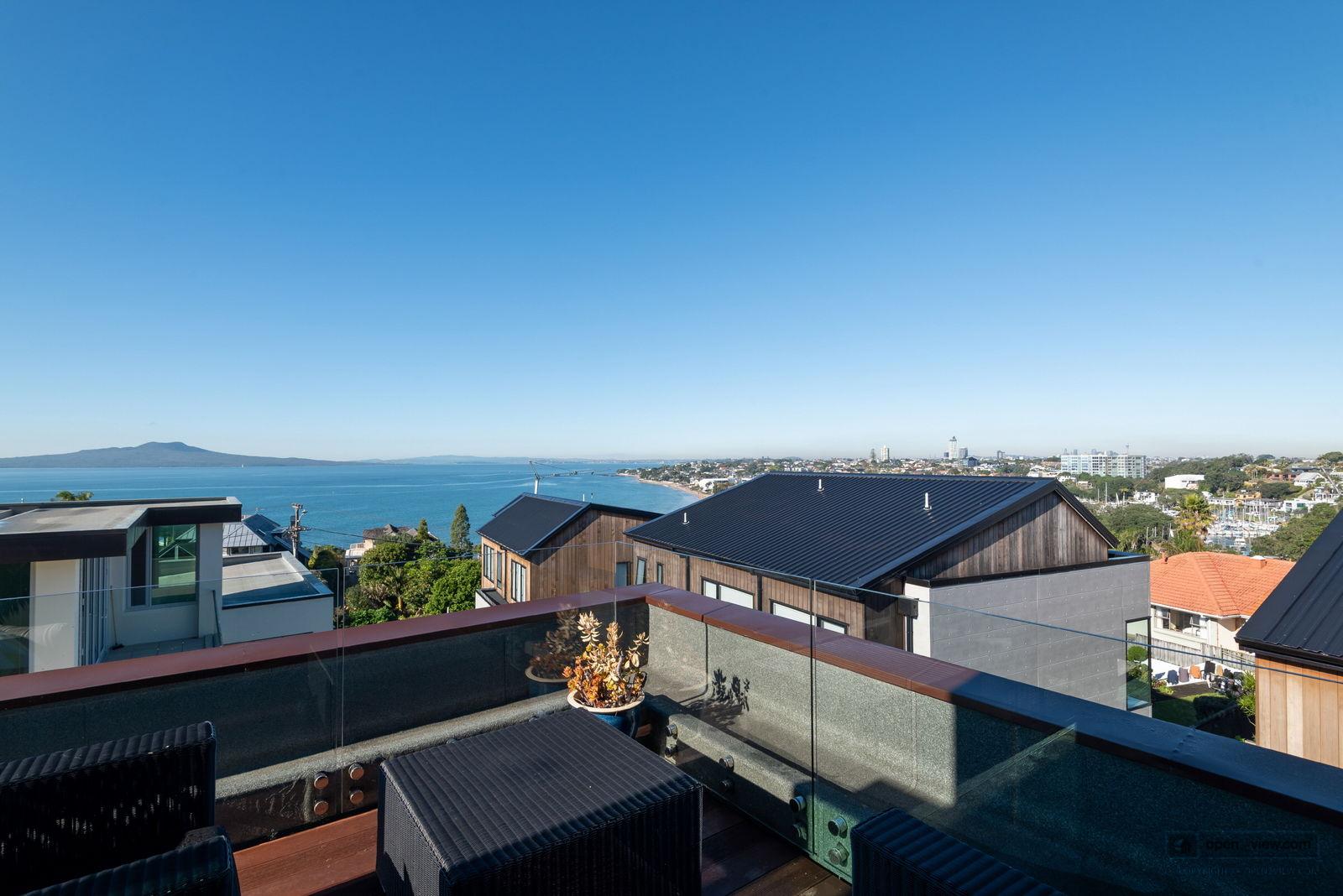 Slider image of A/22 Beach Road, Auckland