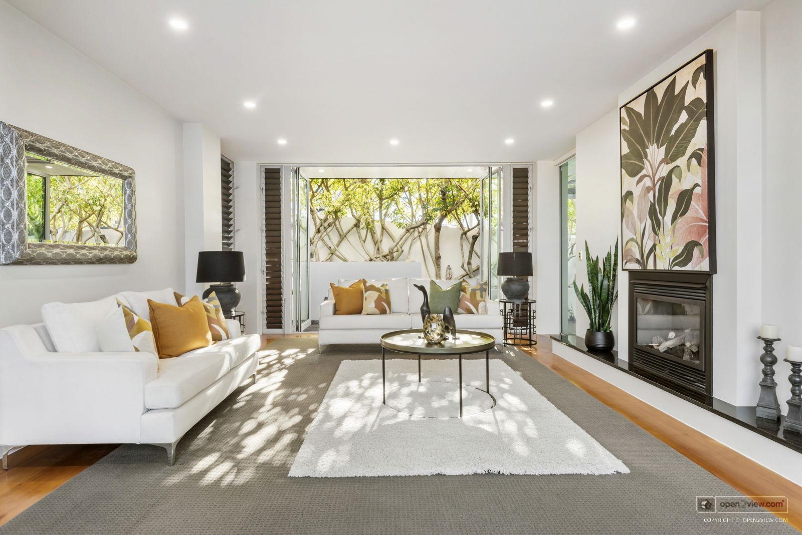 Slider image of A/22 Beach Road, Auckland