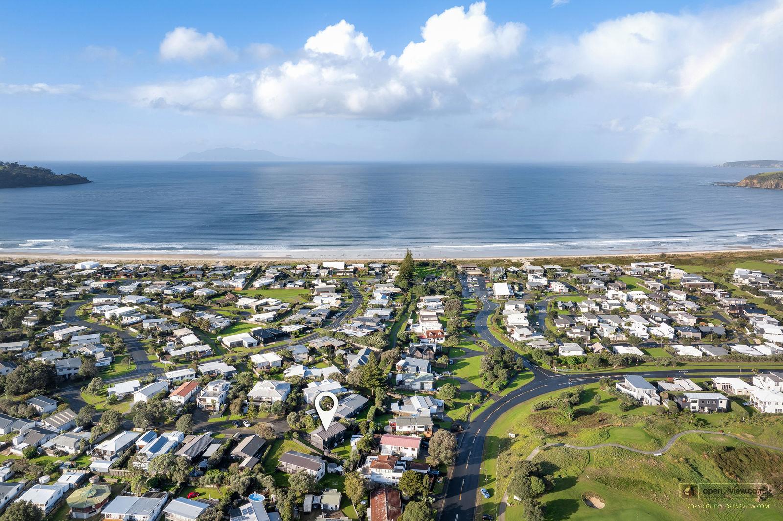 Slider image of 17 Argo Rise, Auckland