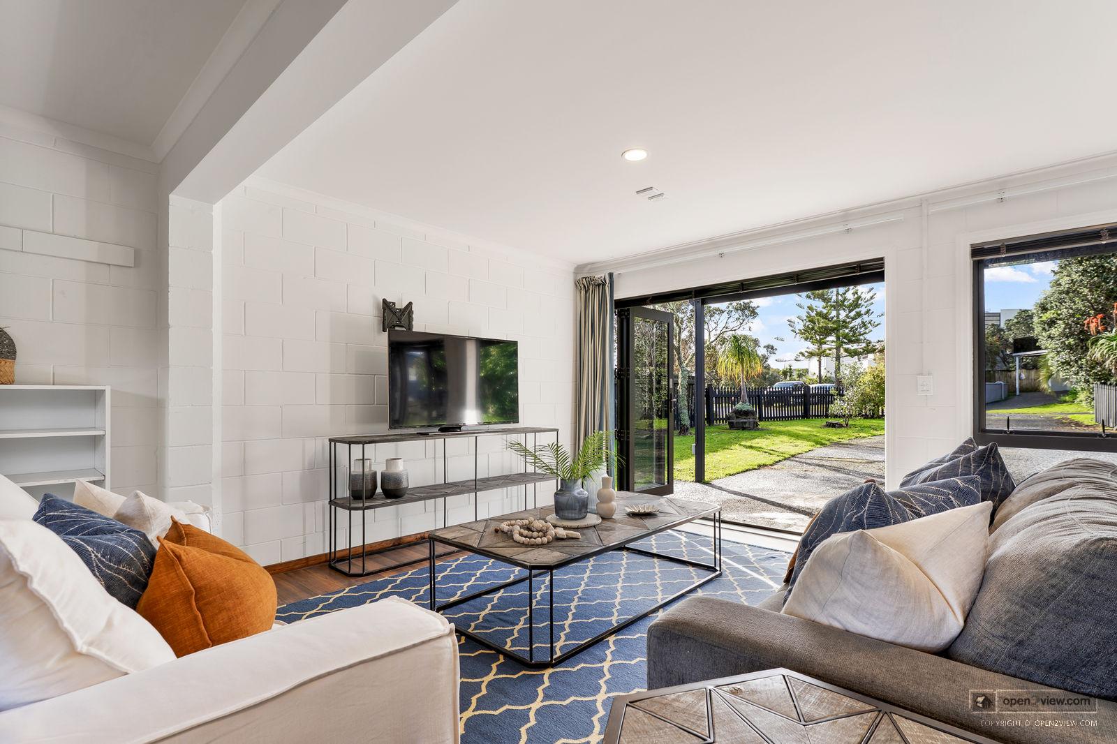 Slider image of 17 Argo Rise, Auckland