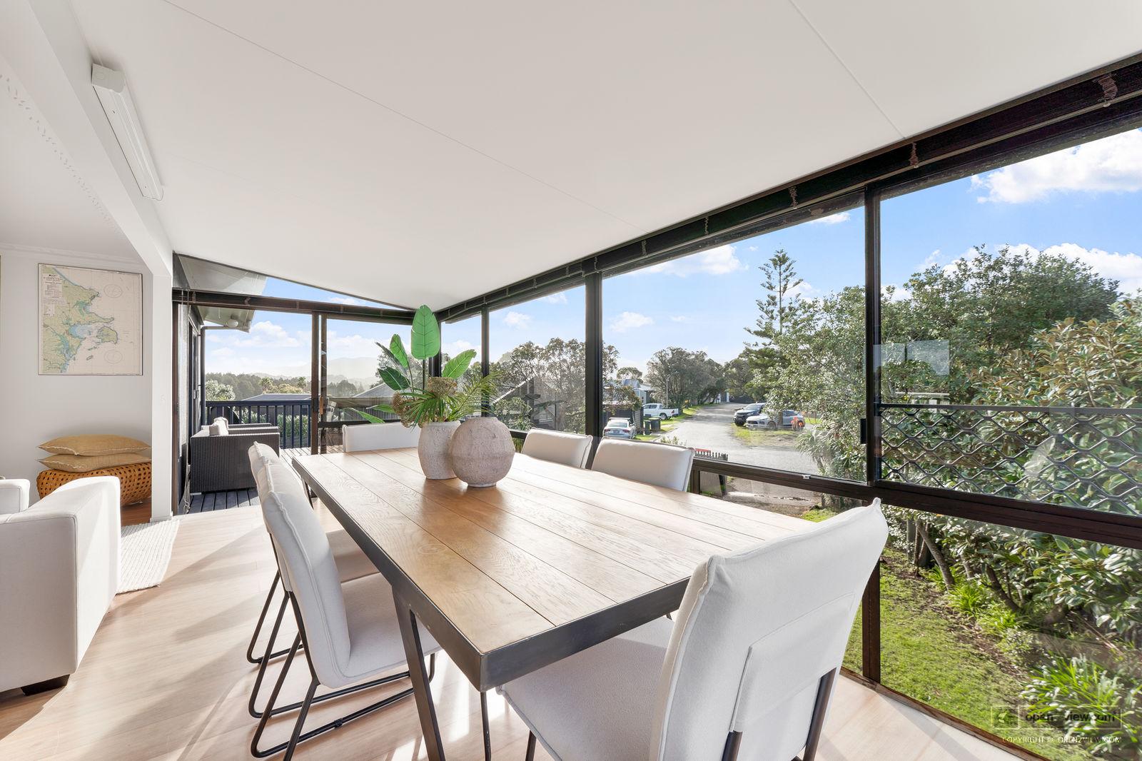 Slider image of 17 Argo Rise, Auckland
