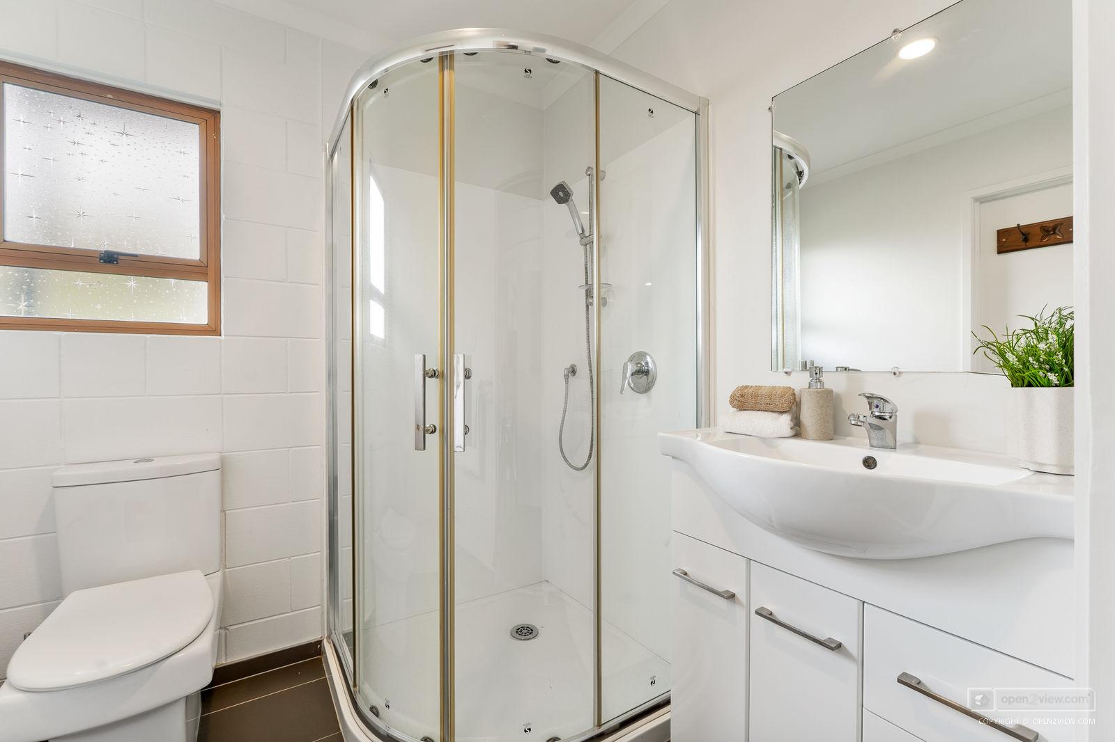 Slider image of 17 Argo Rise, Auckland