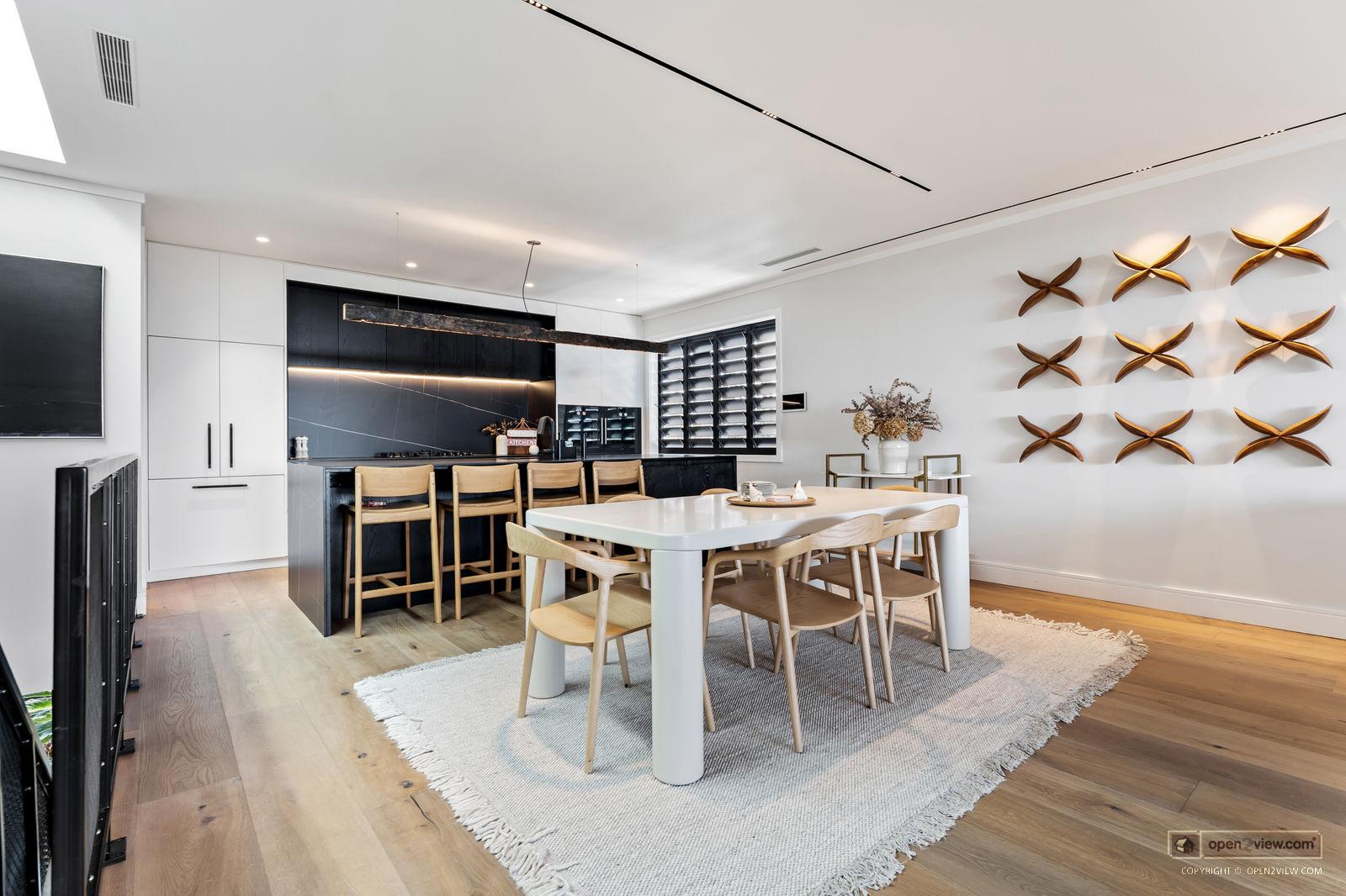 Slider image of 8 Lagoon Way, Auckland