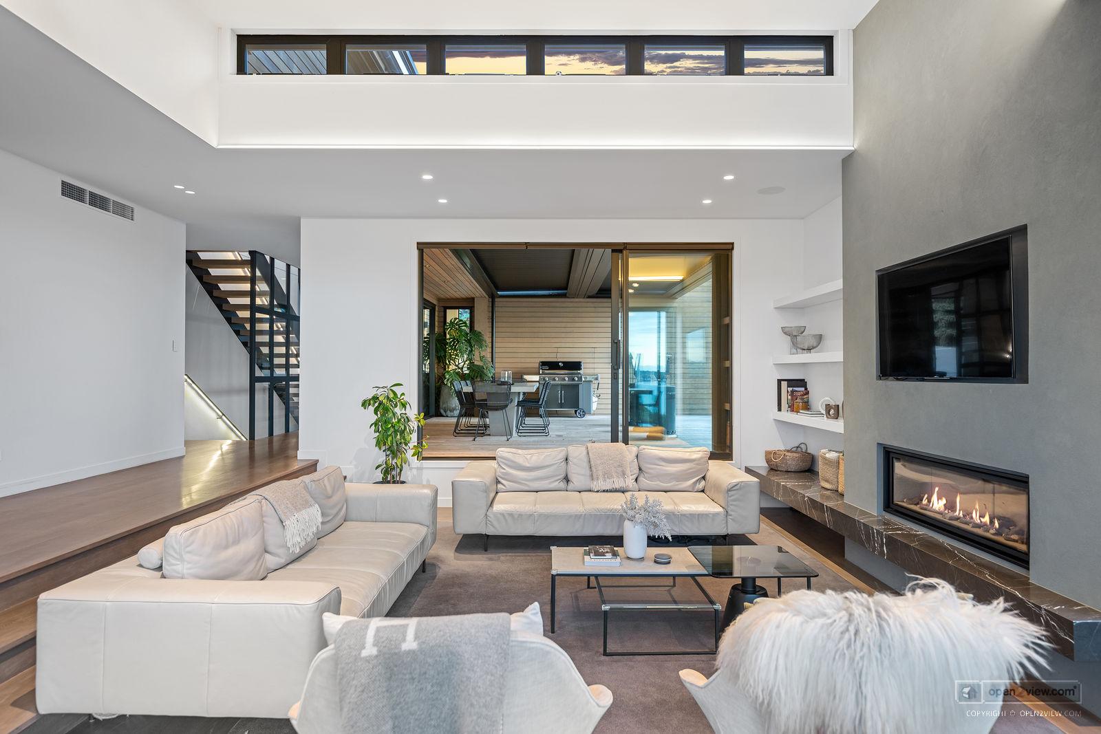 Slider image of 24 Seacliffe Avenue, Auckland
