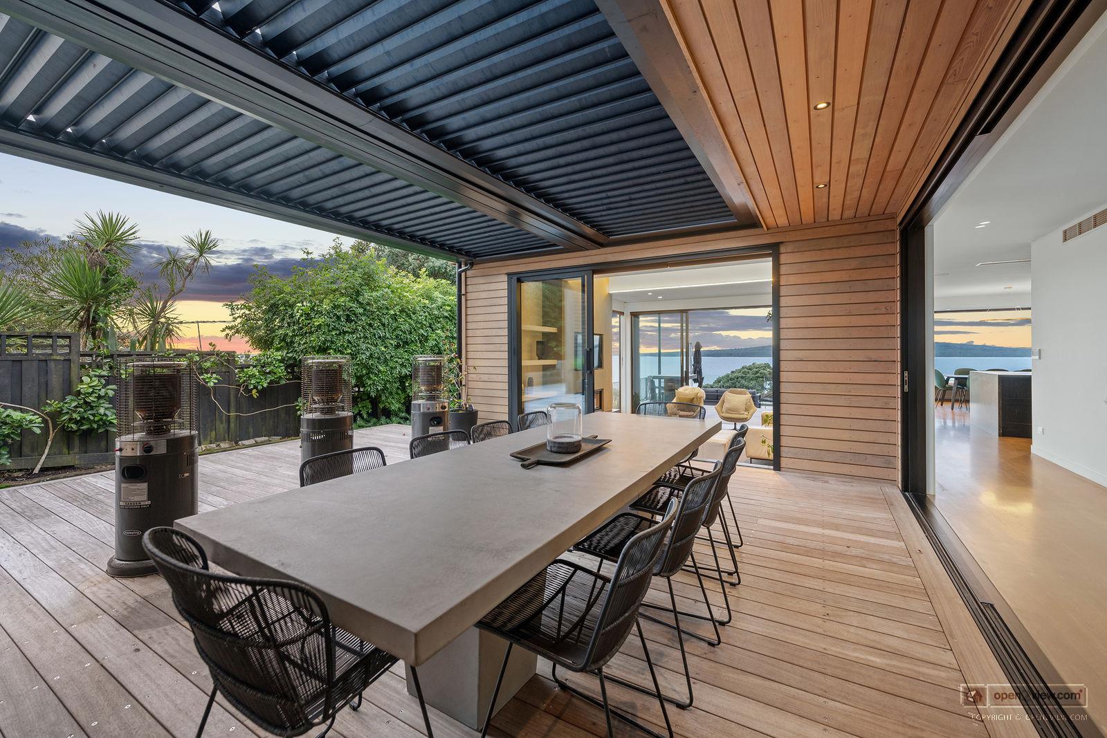Slider image of 24 Seacliffe Avenue, Auckland