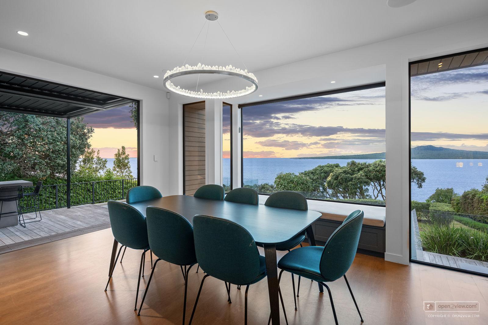 Slider image of 24 Seacliffe Avenue, Auckland