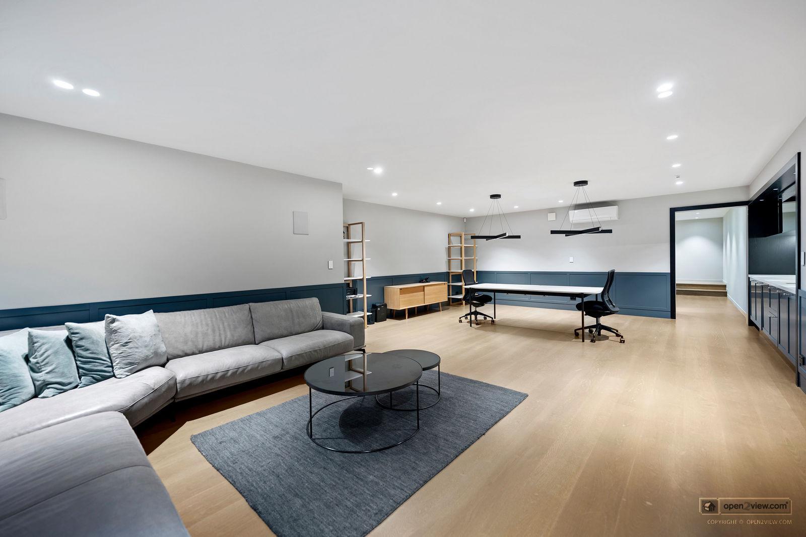Slider image of 24 Seacliffe Avenue, Auckland