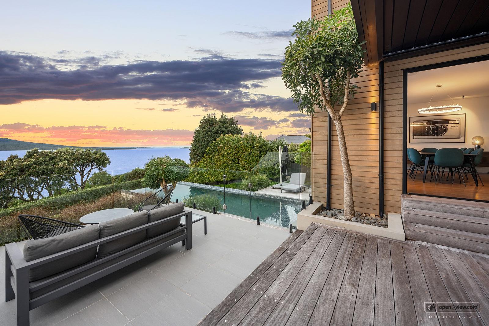 Slider image of 24 Seacliffe Avenue, Auckland