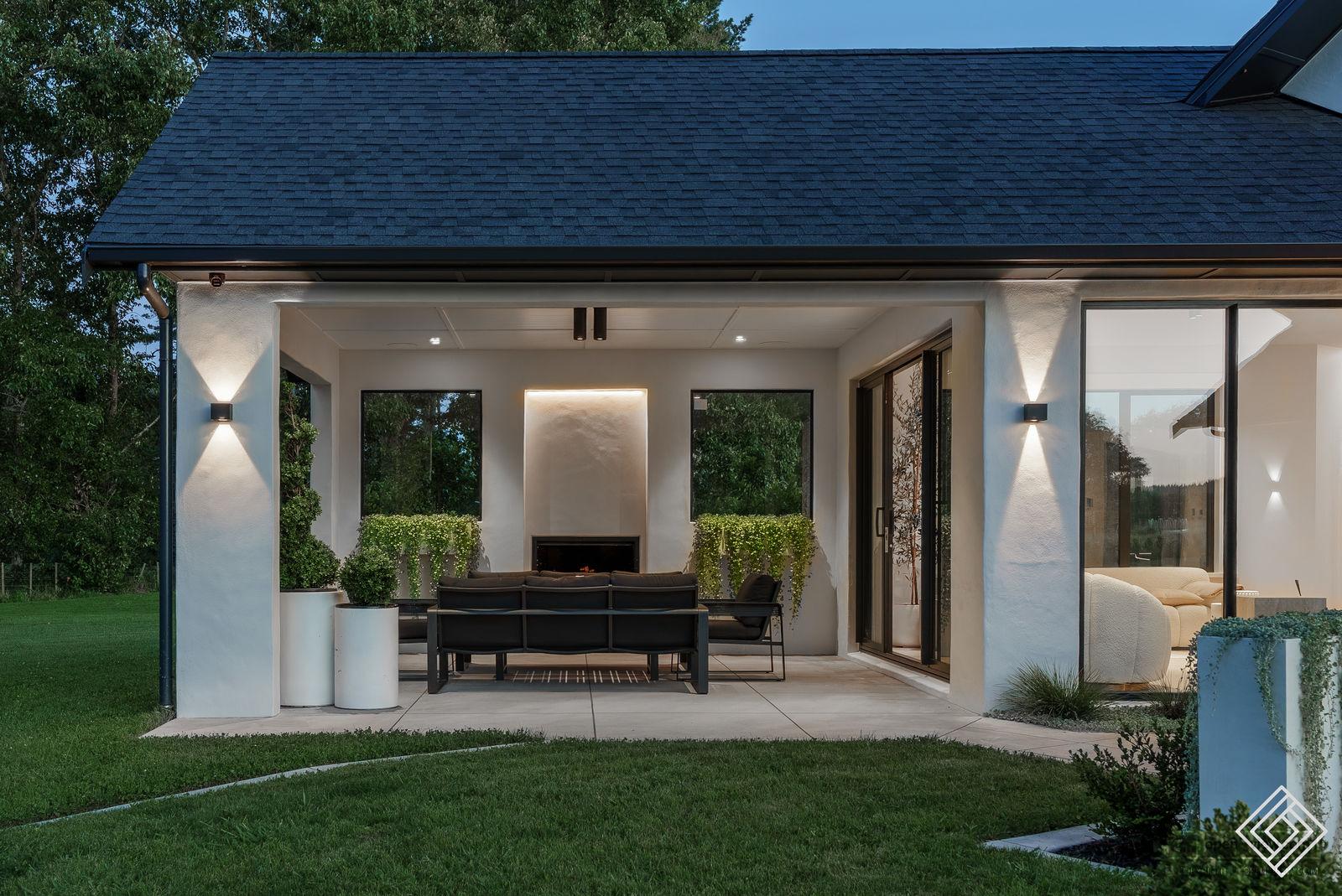 Slider image of 251D Blackbridge Road, Auckland