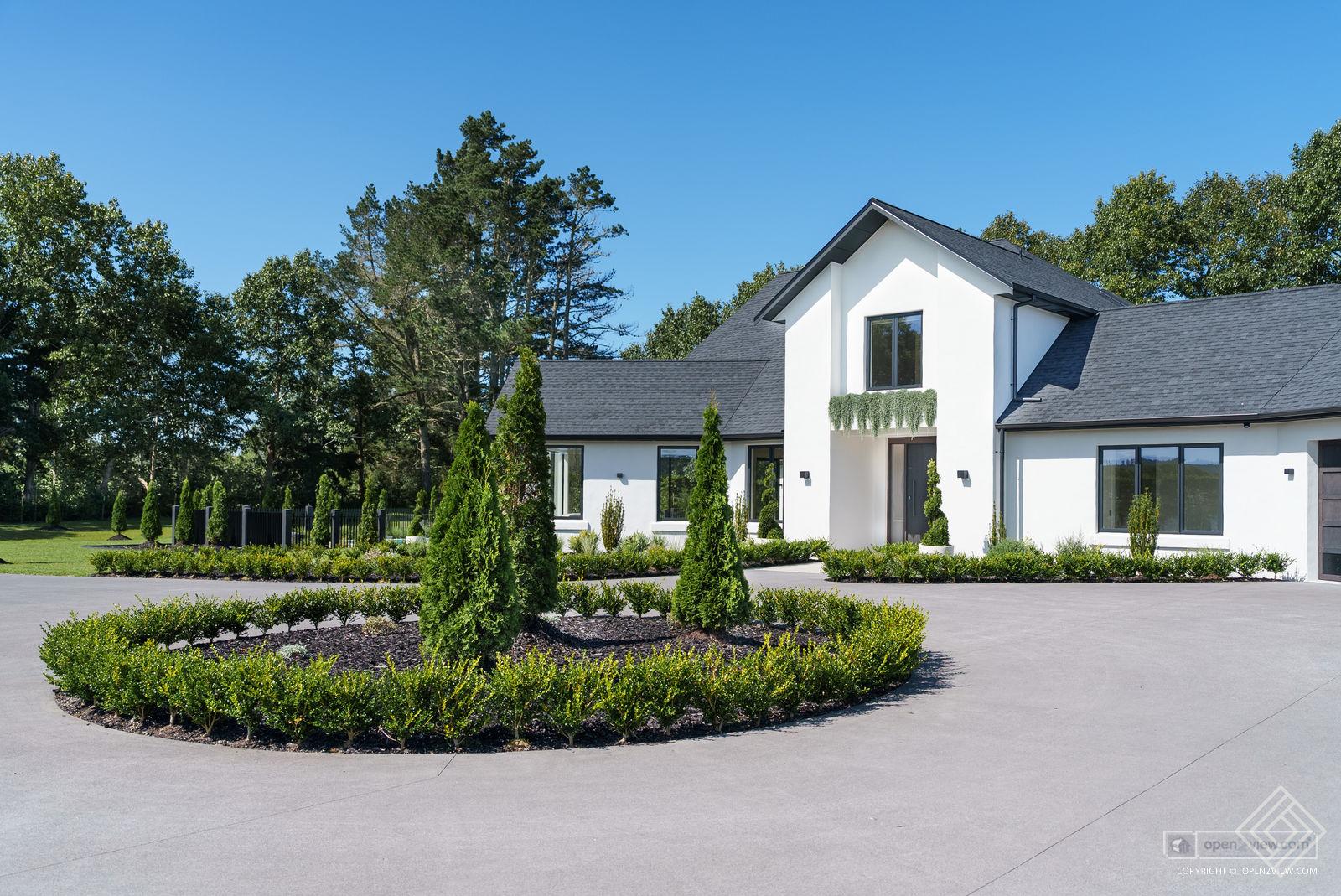 Slider image of 251D Blackbridge Road, Auckland