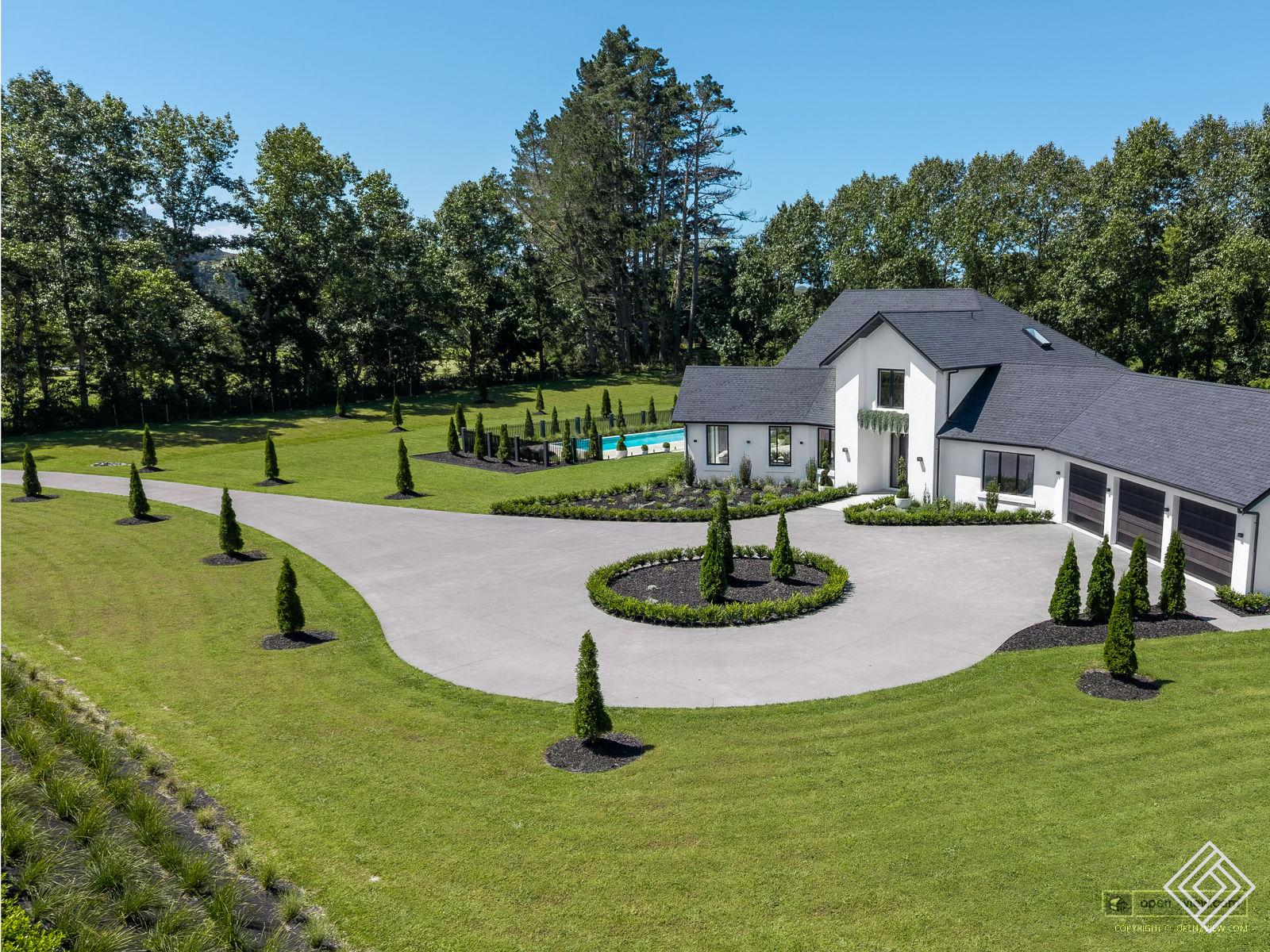 Featured image of 251D Blackbridge Road, Auckland