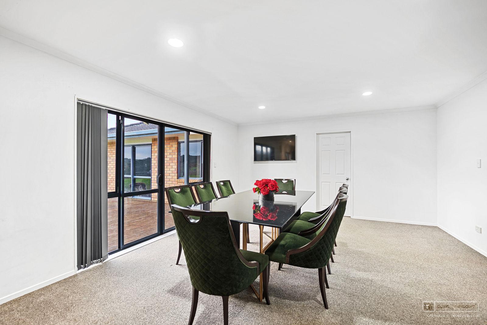 Slider image of 118 Cottle Road, Auckland