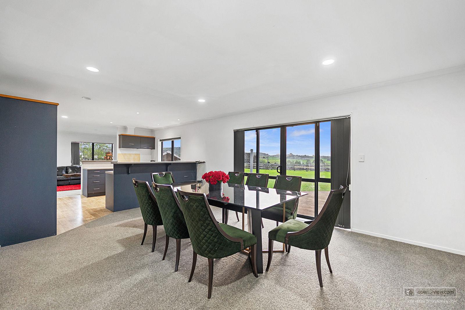 Slider image of 118 Cottle Road, Auckland