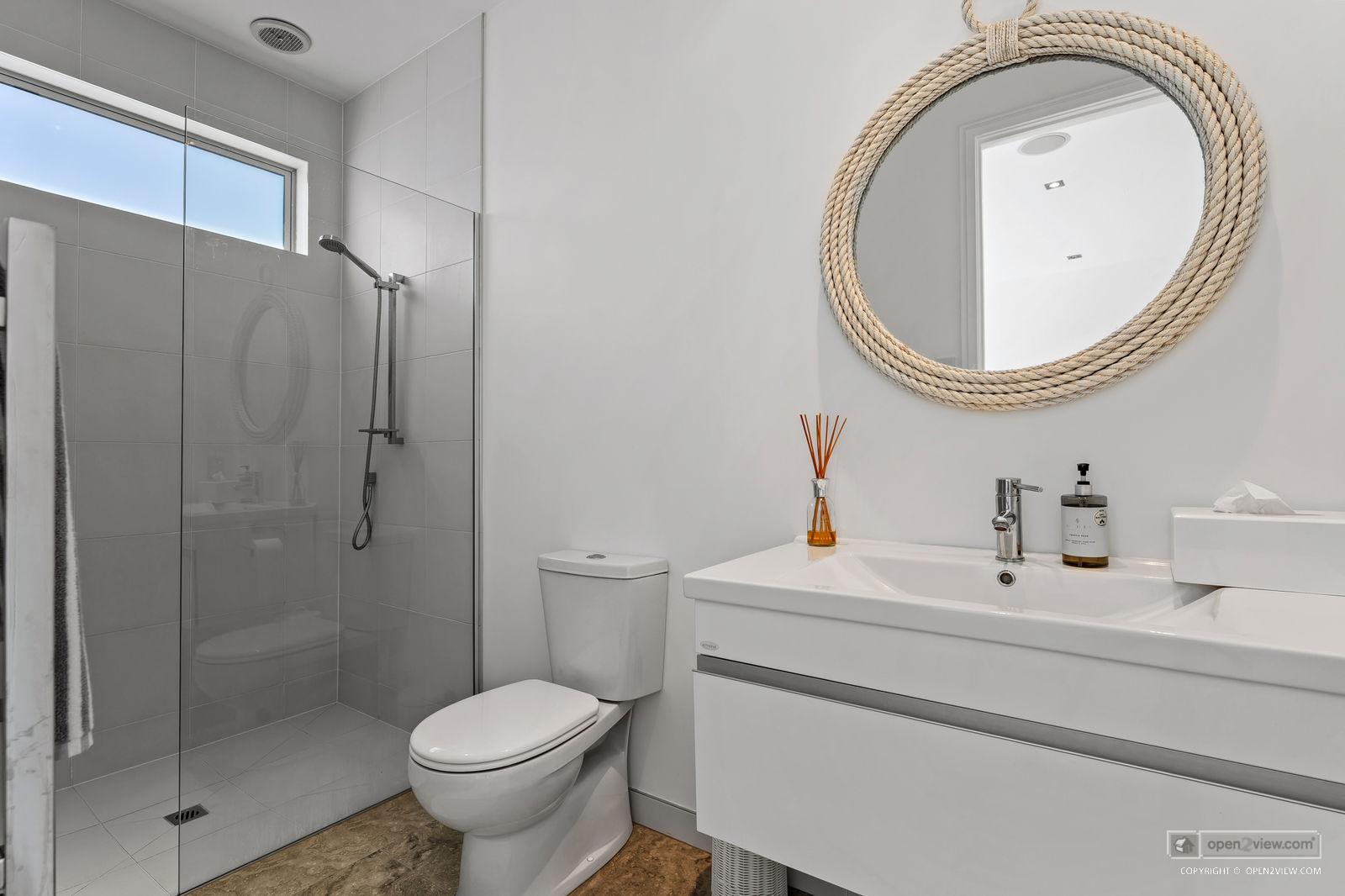 Slider image of 15 Kewai Street, Auckland