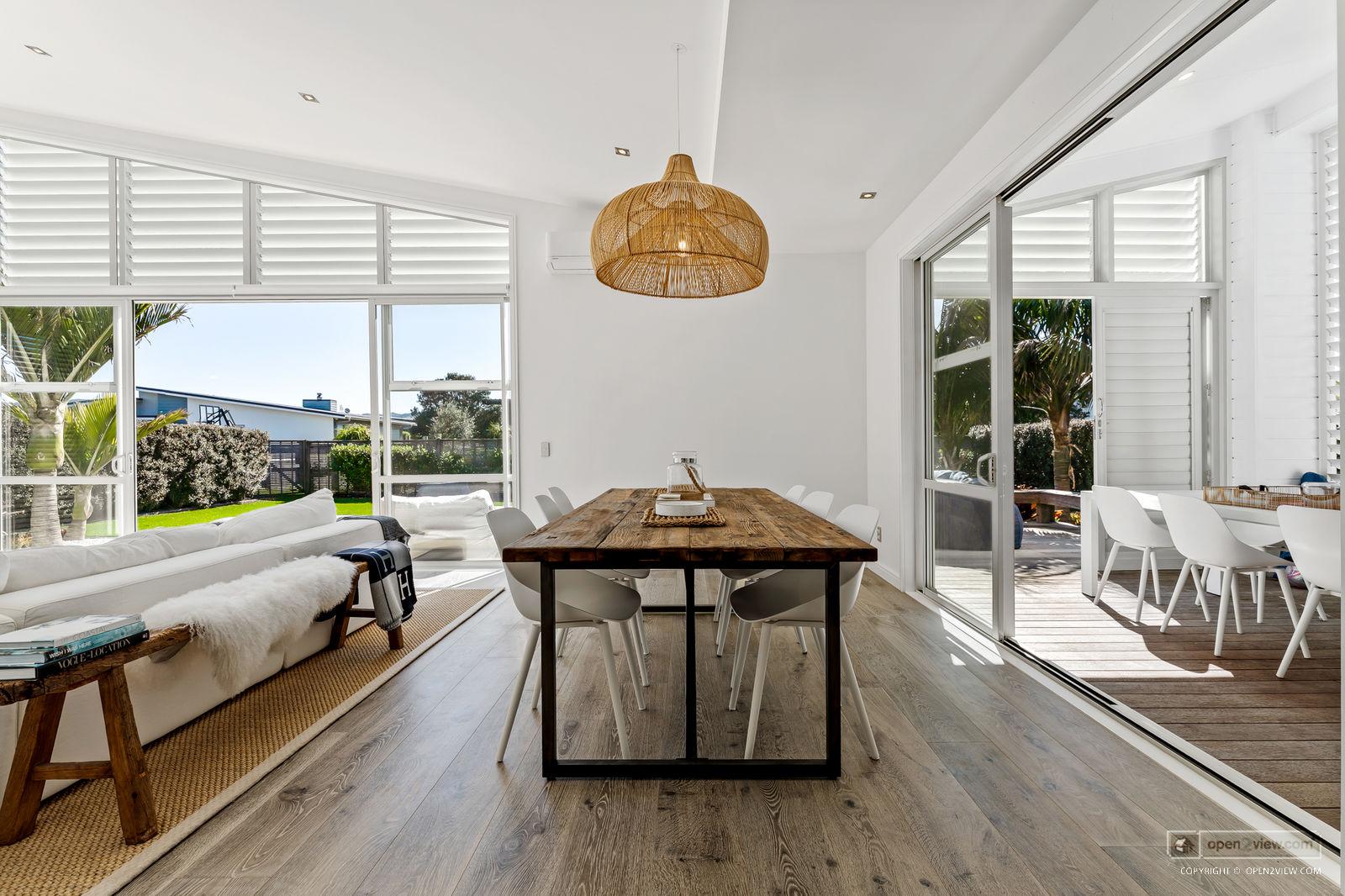 Slider image of 15 Kewai Street, Auckland