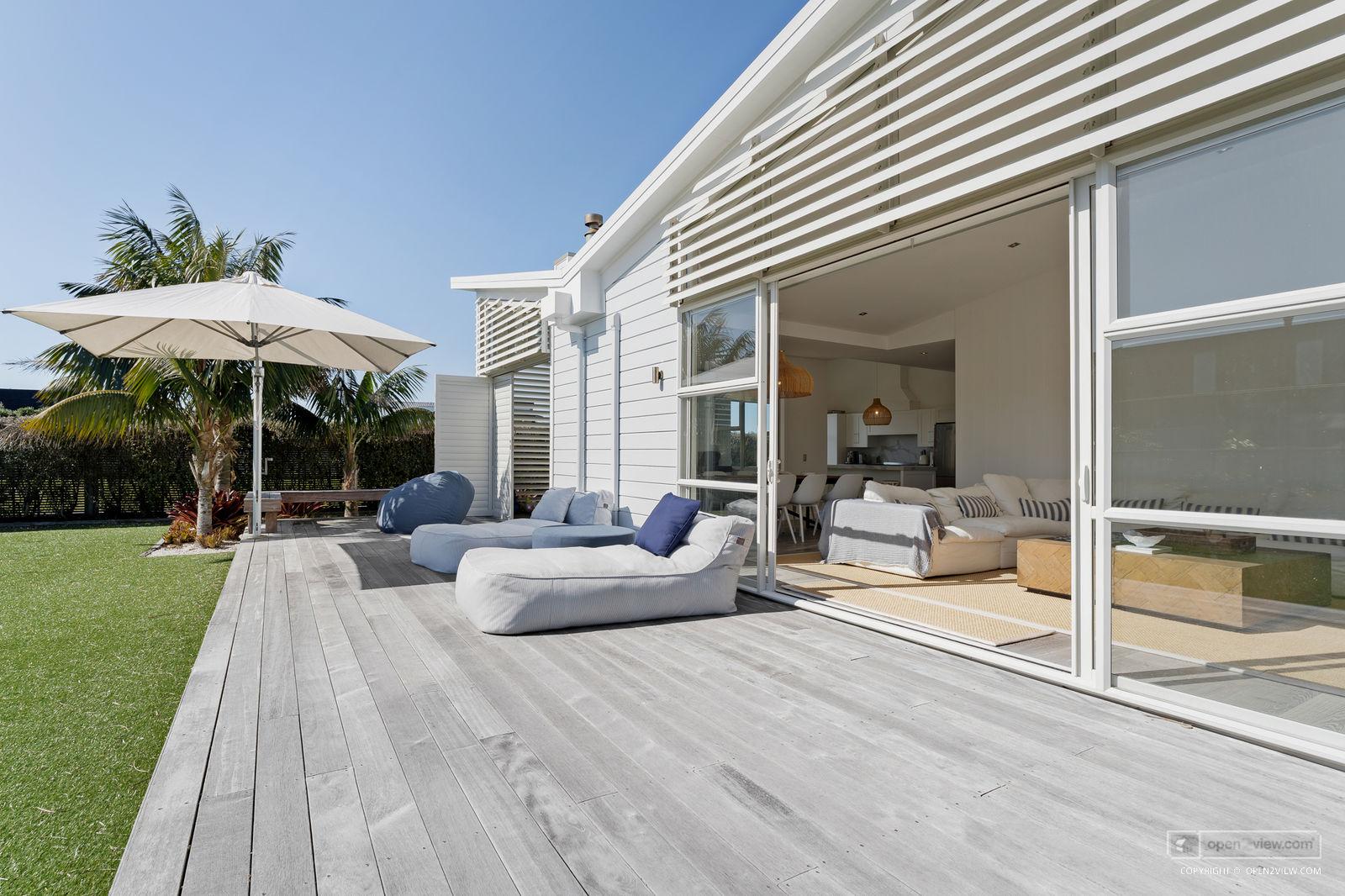 Slider image of 15 Kewai Street, Auckland
