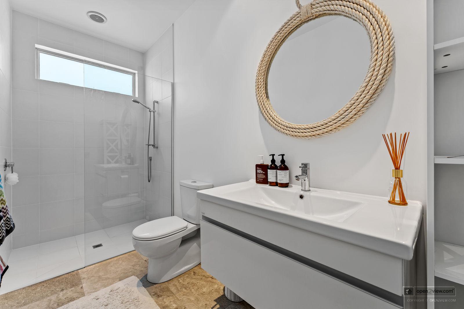 Slider image of 15 Kewai Street, Auckland
