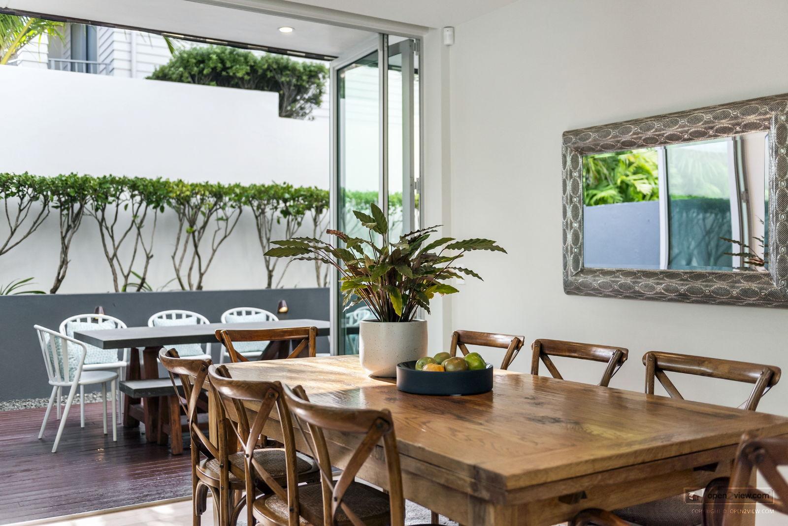 Slider image of 22B Beach Road, Auckland