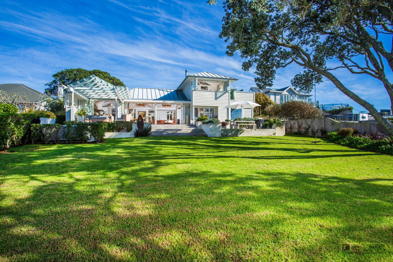 Slider image of 24 Hamana Street, Auckland