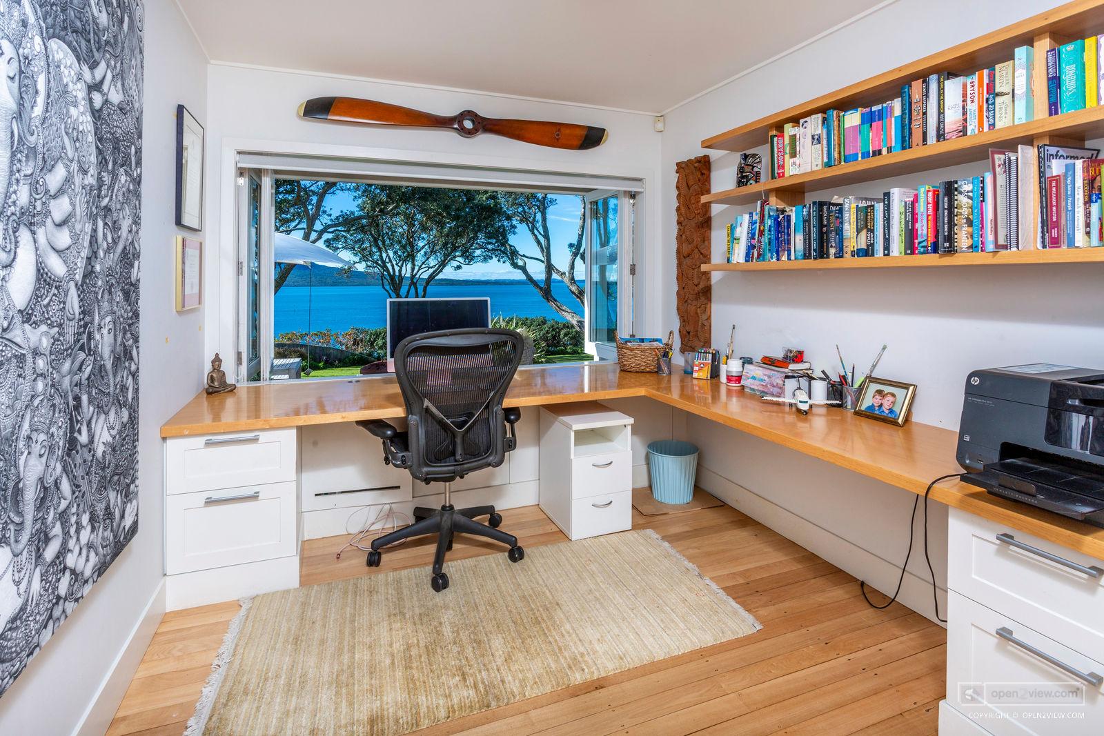Slider image of 24 Hamana Street, Auckland