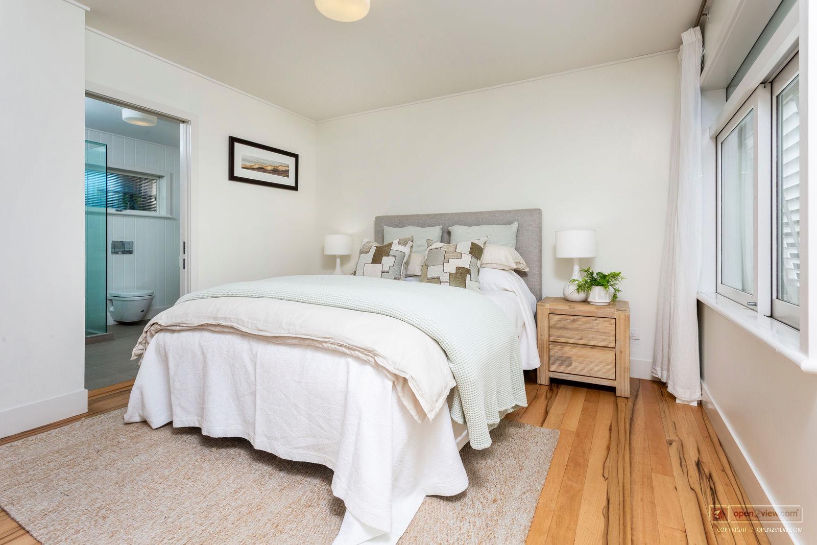 Slider image of 24 Hamana Street, Auckland