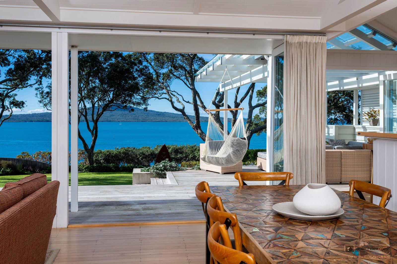 Slider image of 24 Hamana Street, Auckland