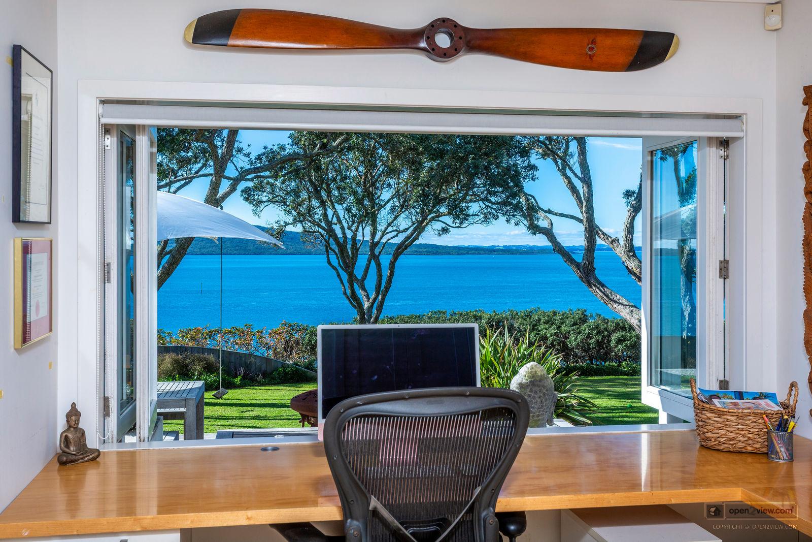 Slider image of 24 Hamana Street, Auckland