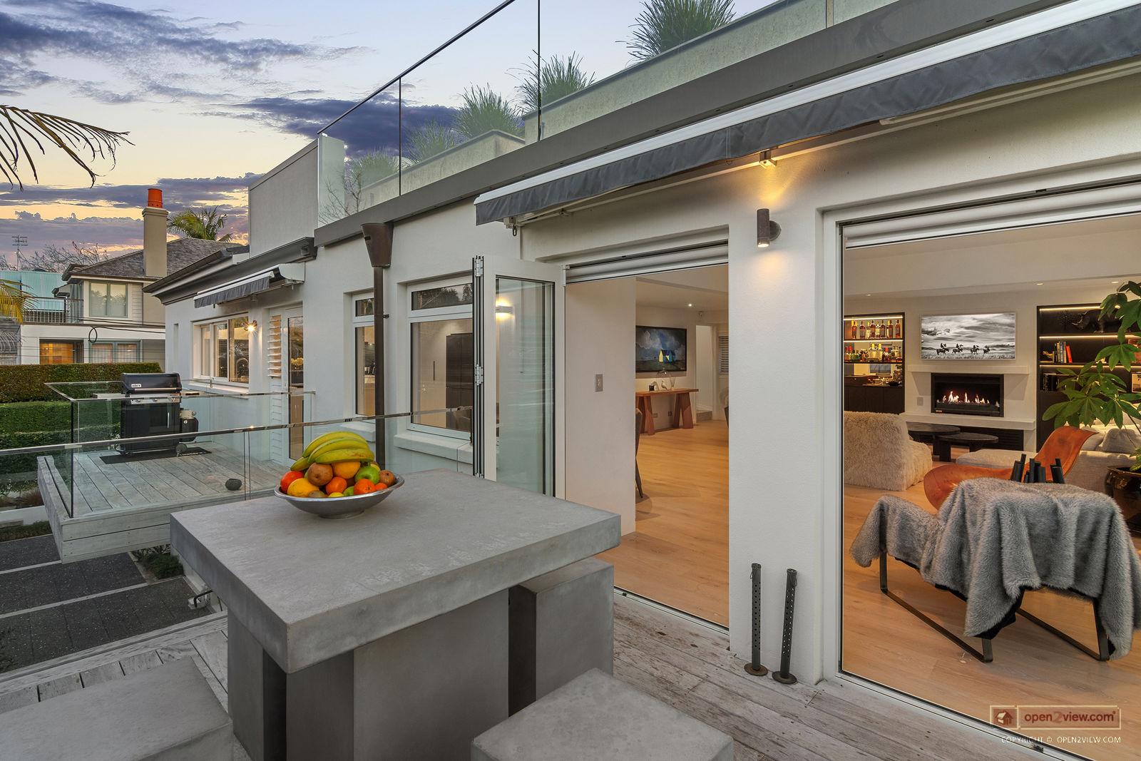 Slider image of 15 The Strand, Auckland