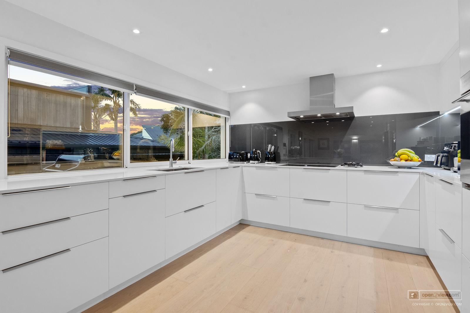 Slider image of 15 The Strand, Auckland