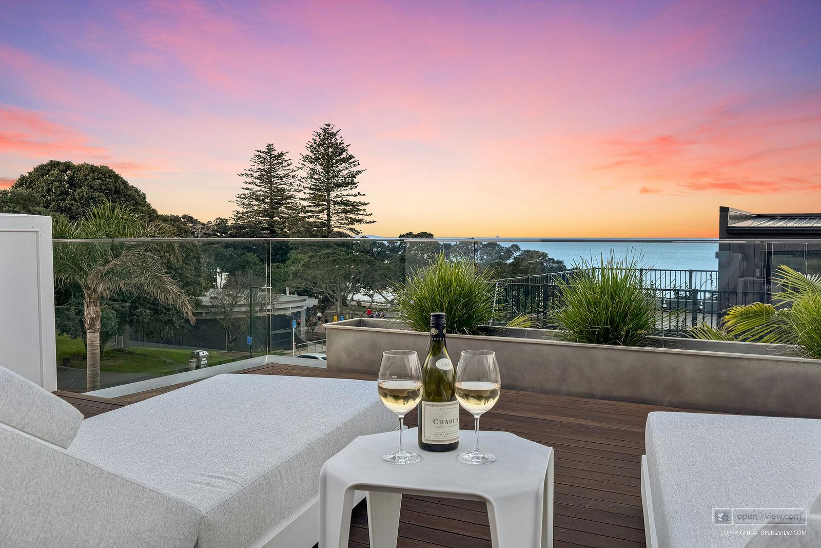 Slider image of 15 The Strand, Auckland