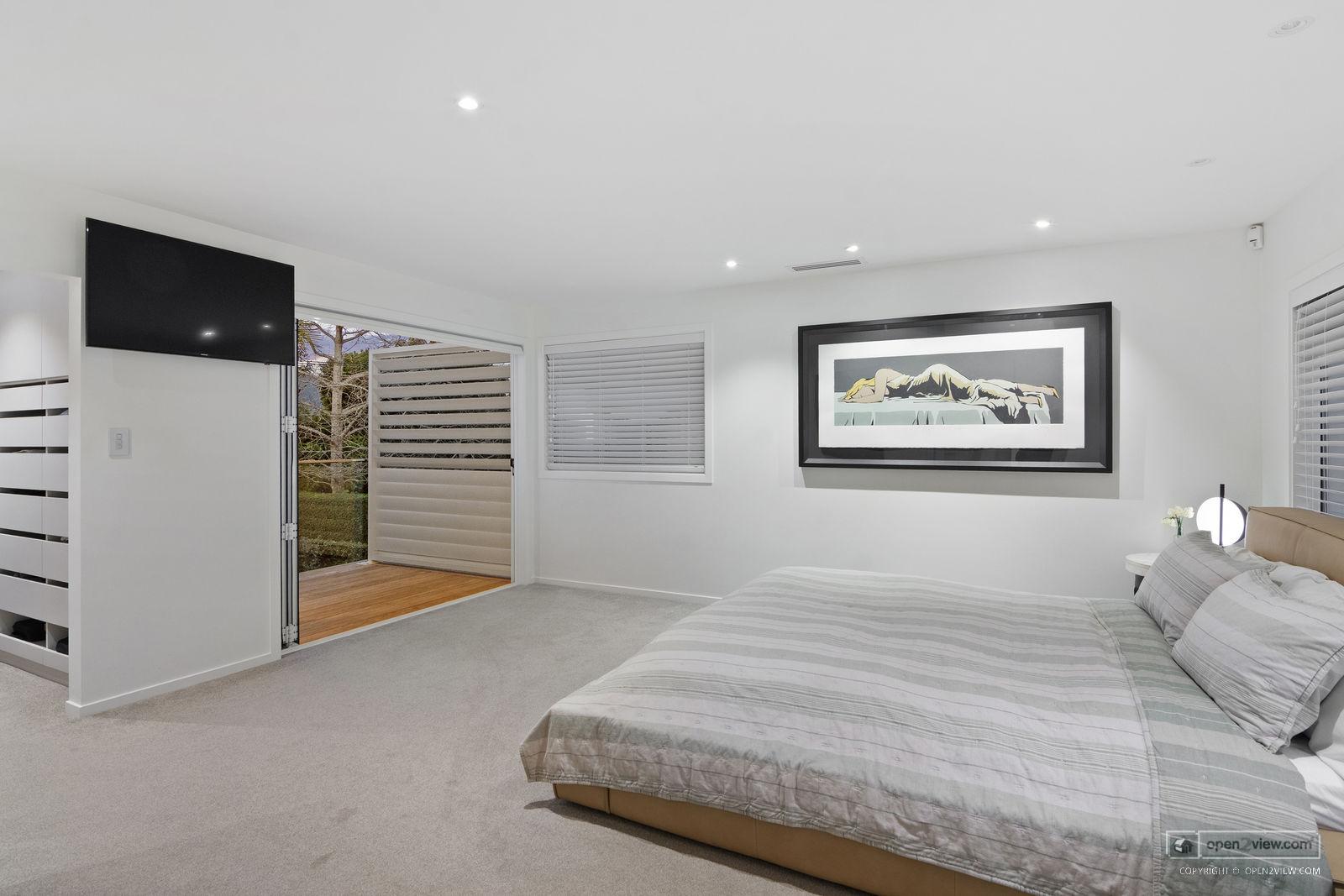 Slider image of 15 The Strand, Auckland