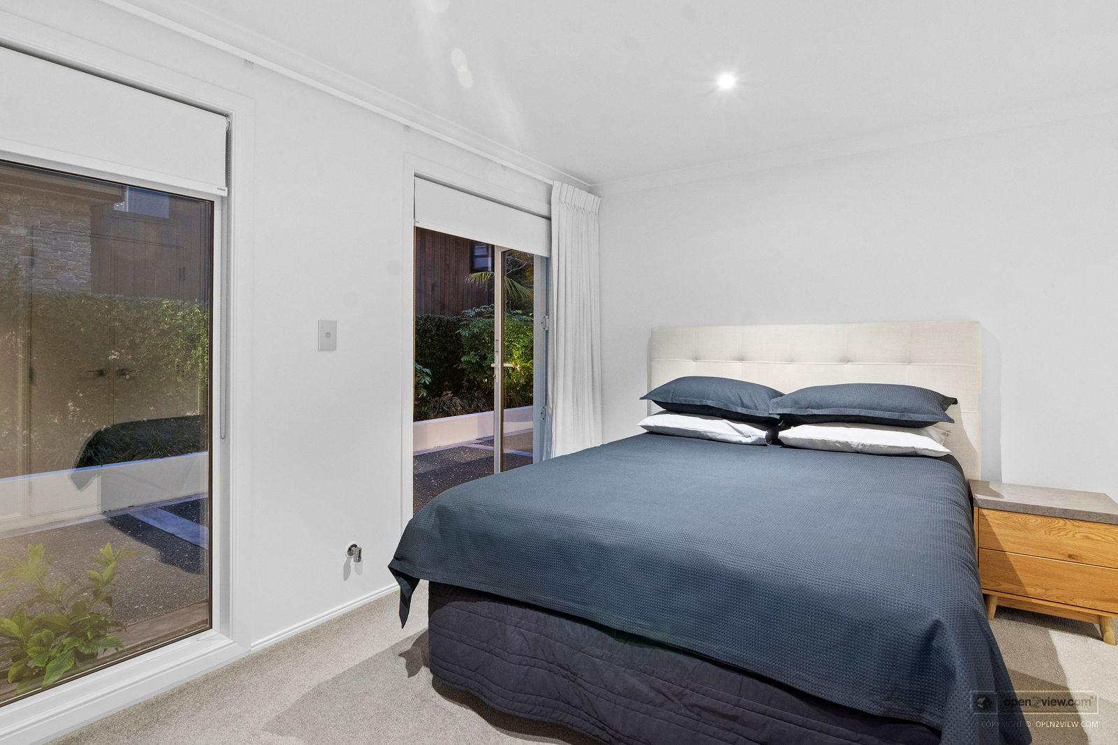 Slider image of 15 The Strand, Auckland